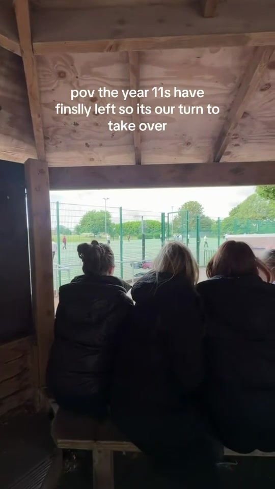 @x.amelia.x044