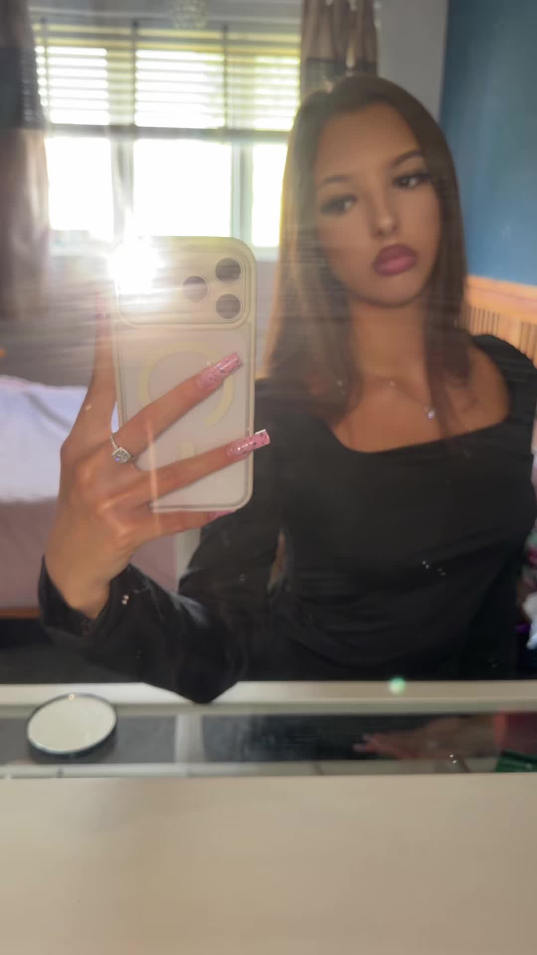 @Bianca๐ค