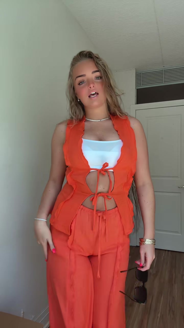@👸🏼