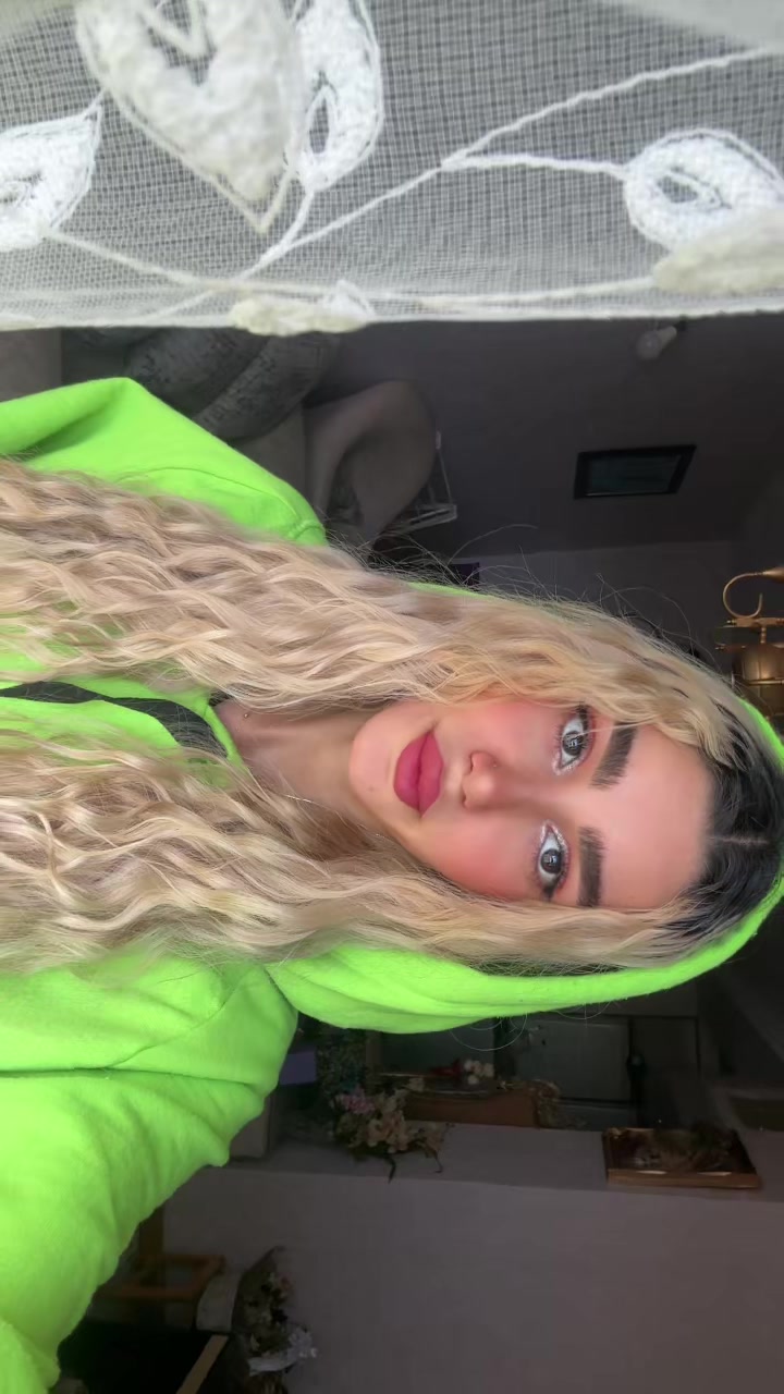 @saraakittyy