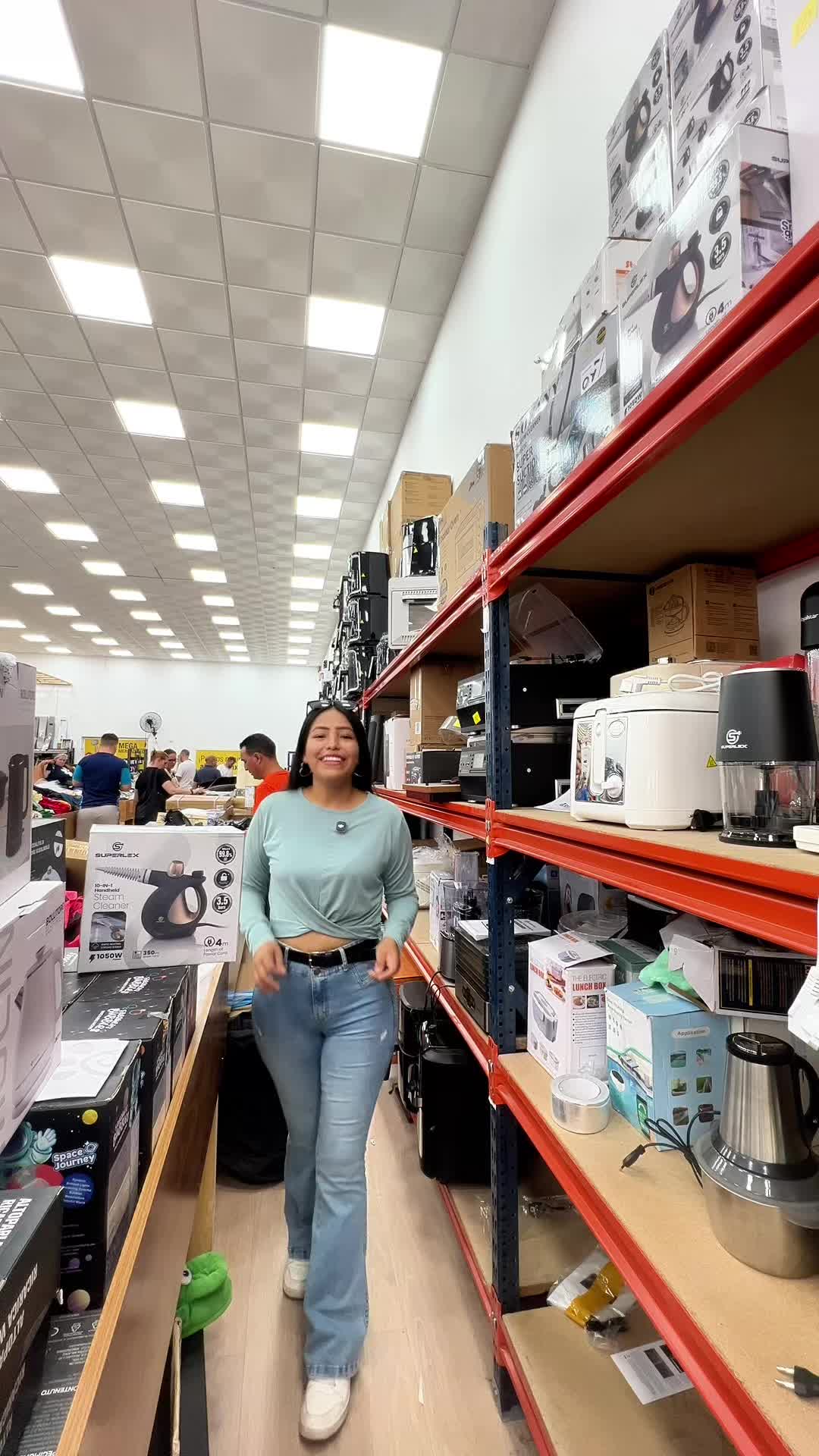 @Mega Mercadillo