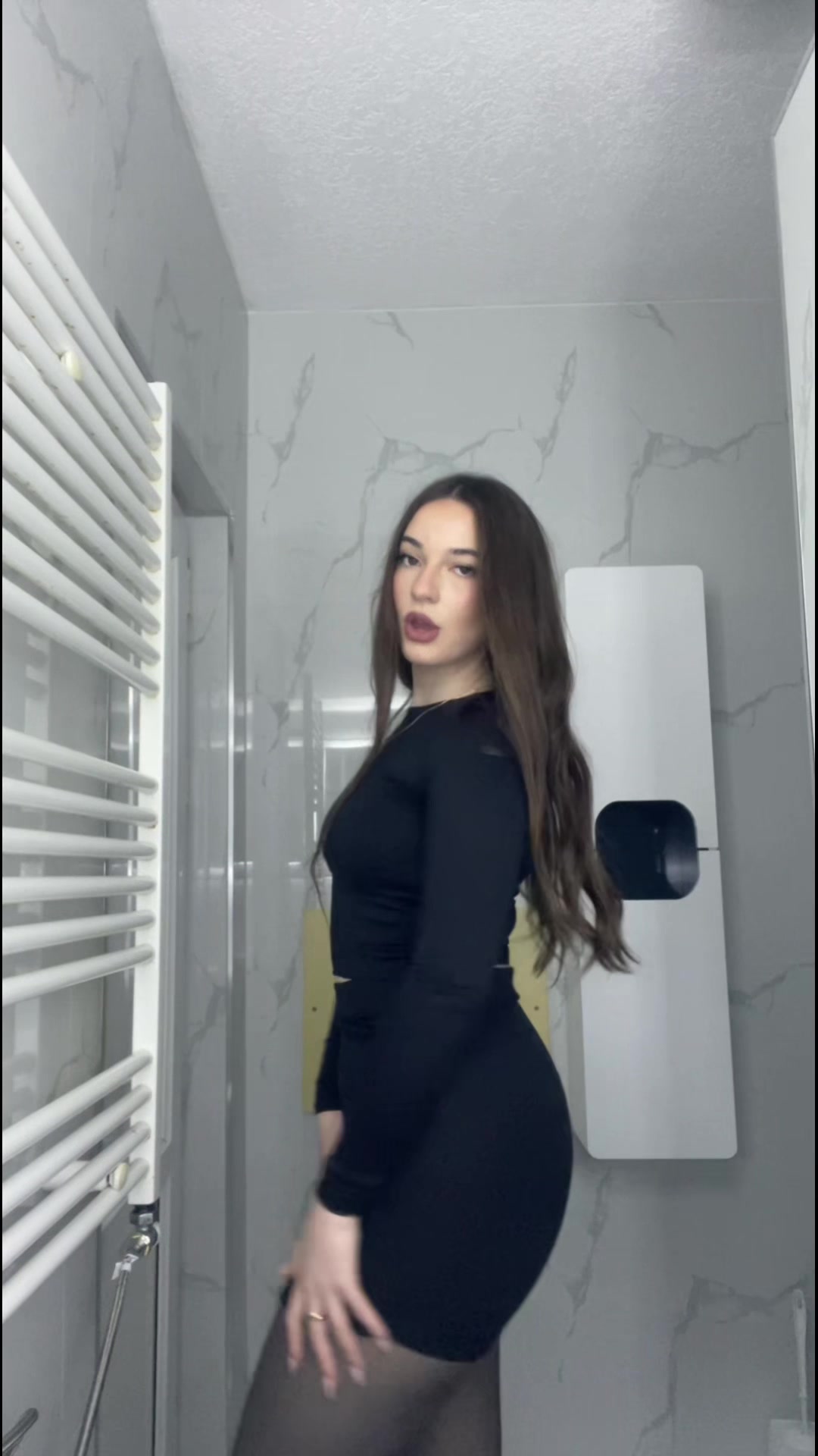 @leonaa