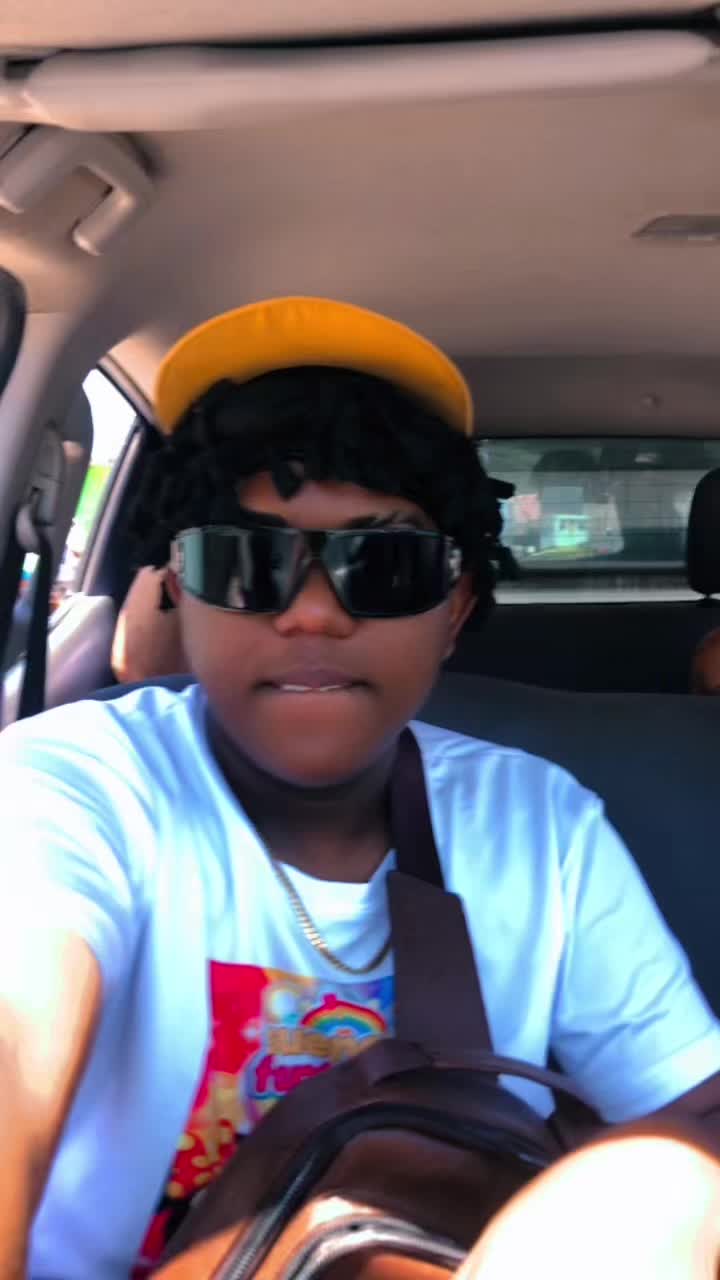@Raciel Artista