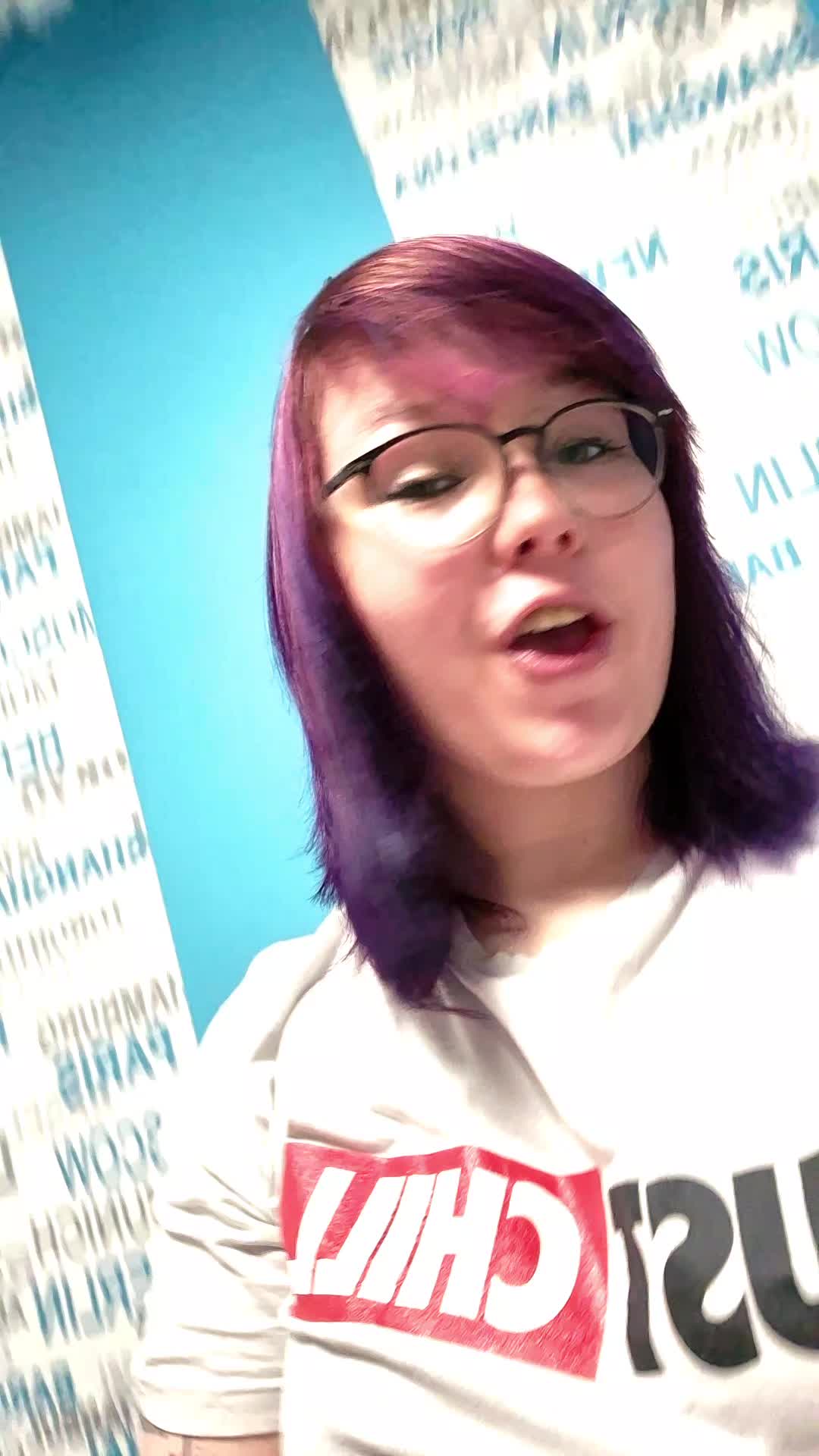 @Sarah_blue