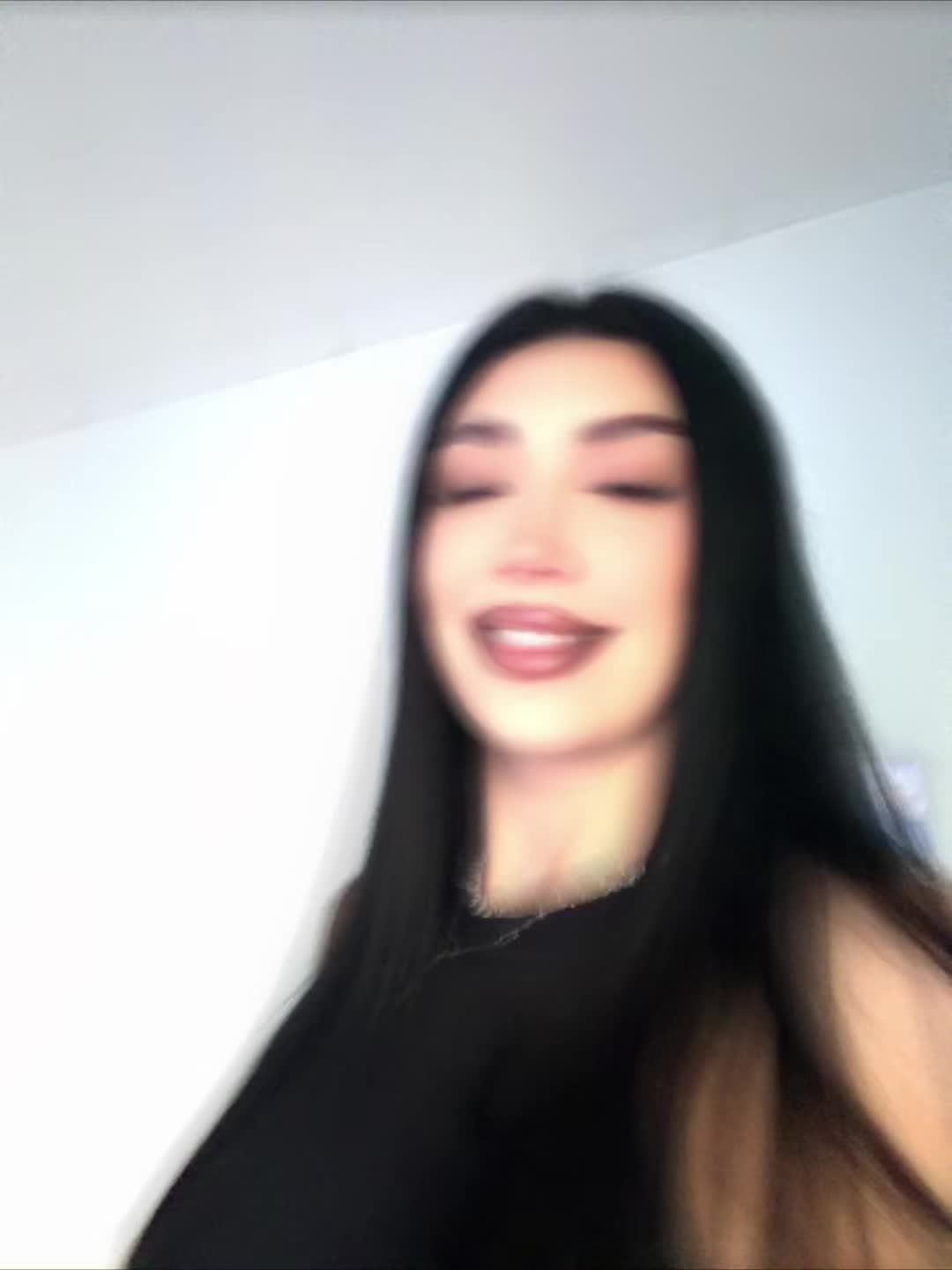 @iuliavrn_