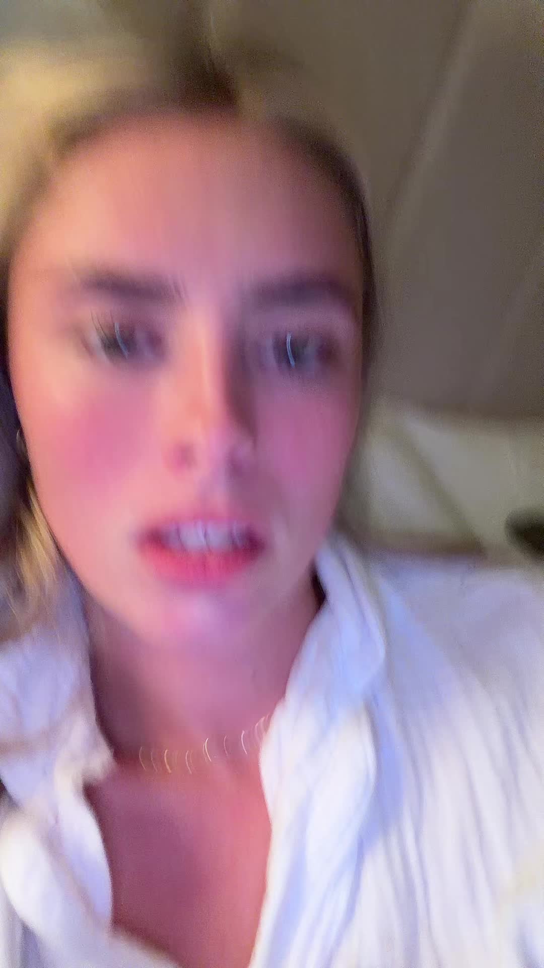 @huhnellywho