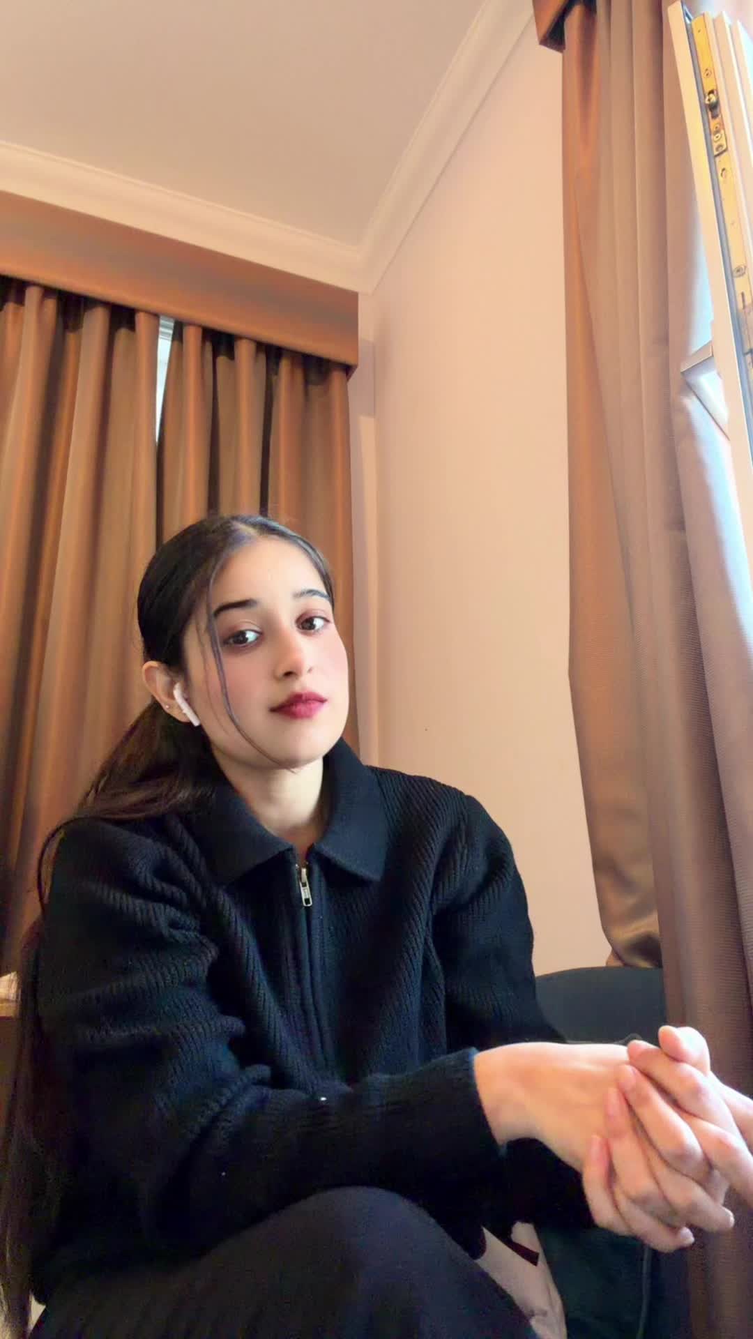 @itsme_komal1