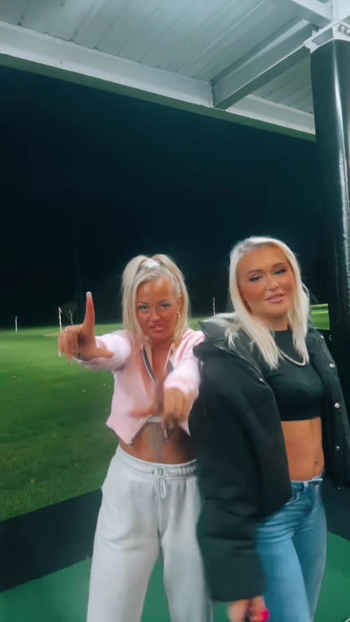 @Leighahover