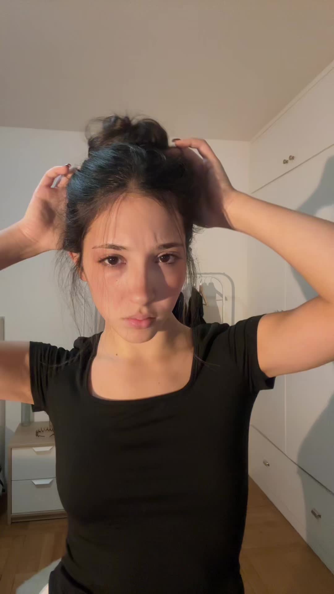 @laurasoolerr