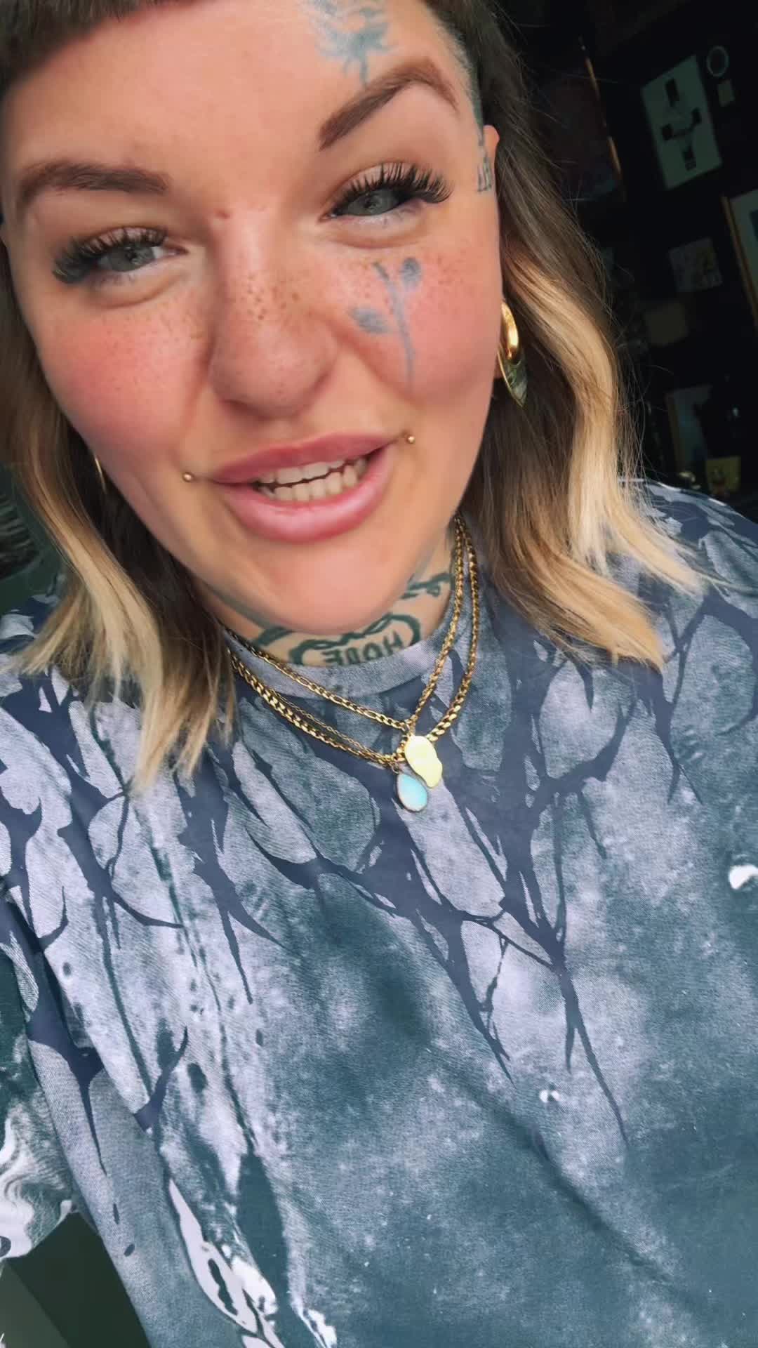 @inksane_annii