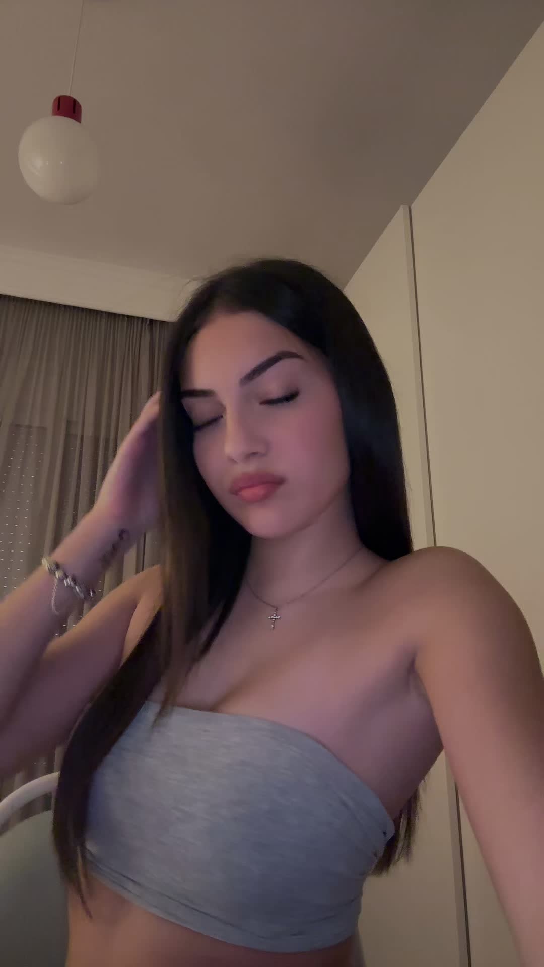 @𝓮𝓵𝓮𝓷𝓱