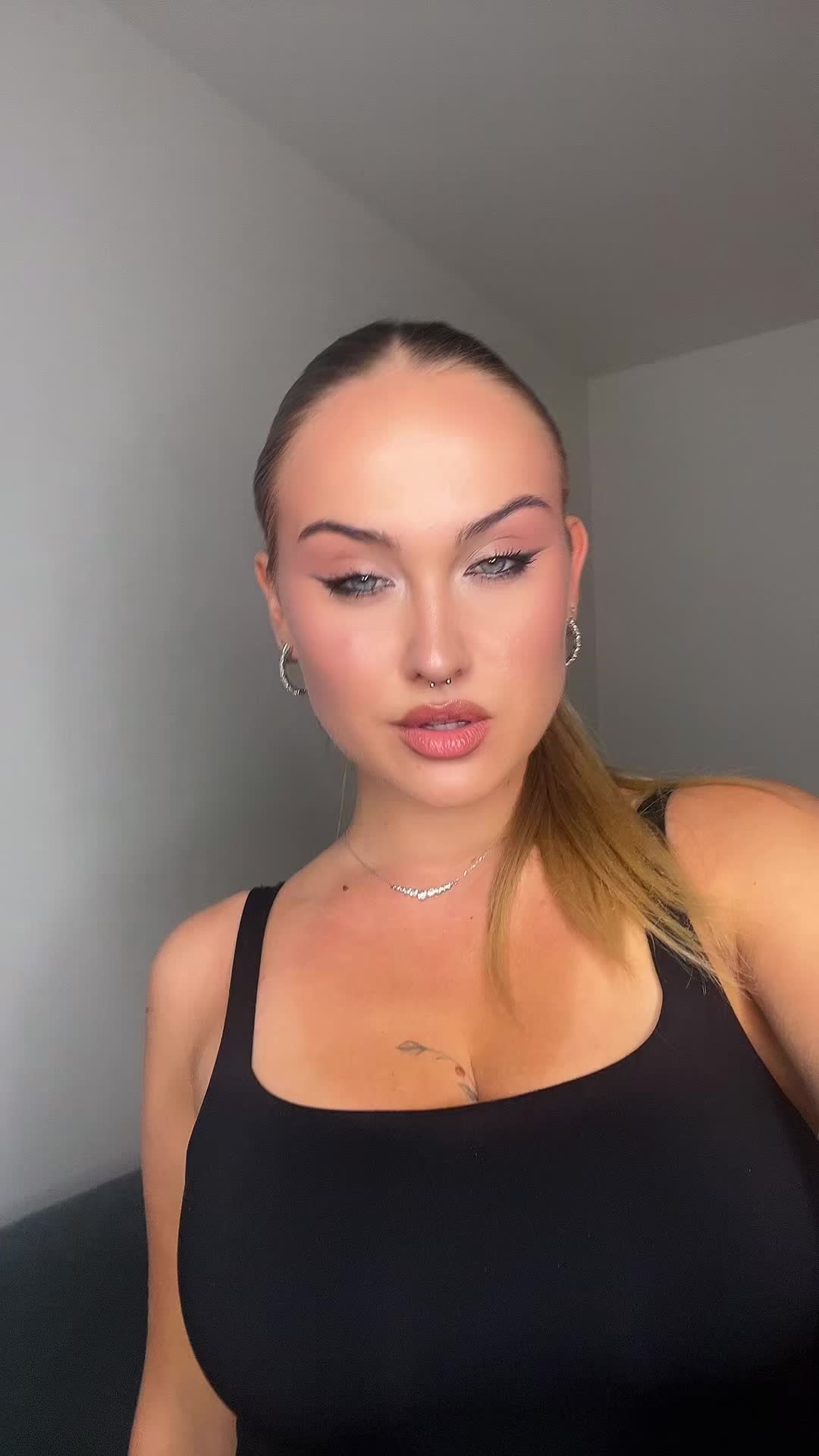 @Viuu