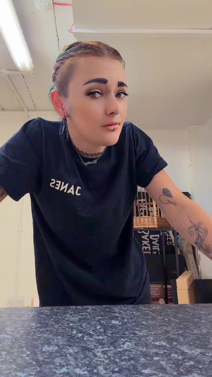 @𝓕𝓮𝓻𝓪𝓵 𝓹𝓲𝔁𝓲𝓮𝓮𝓮