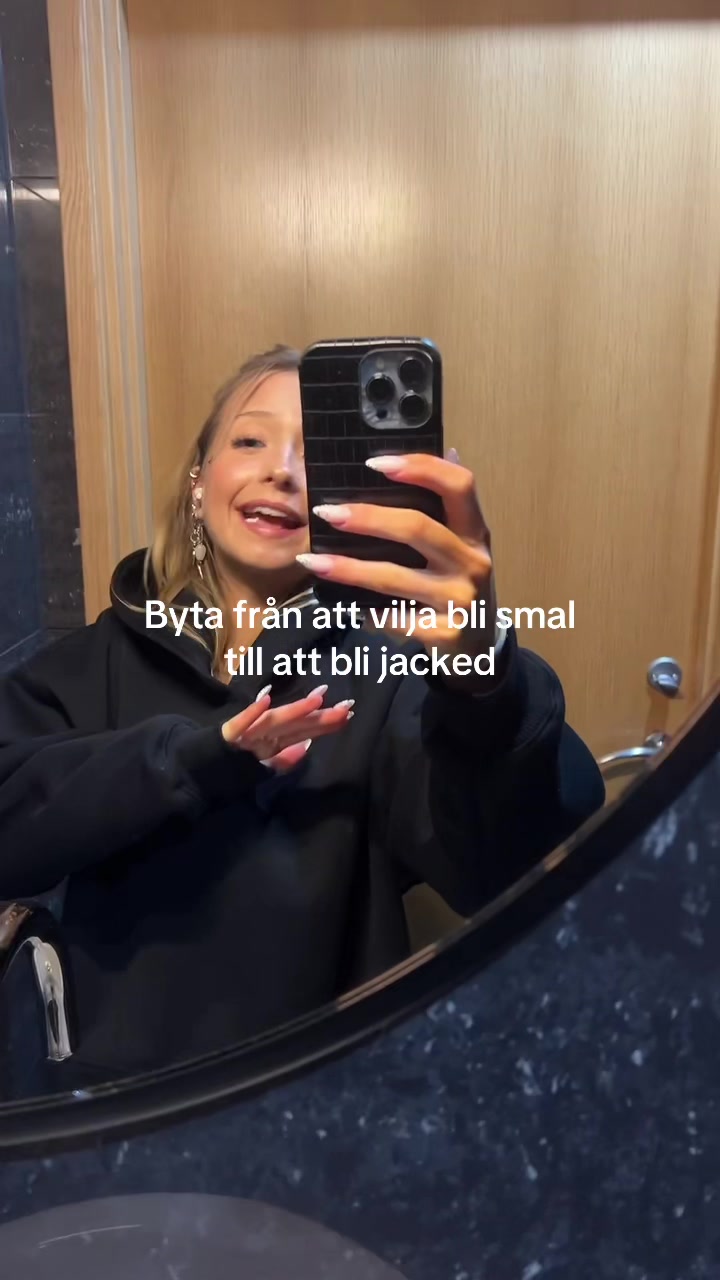 @Smilla