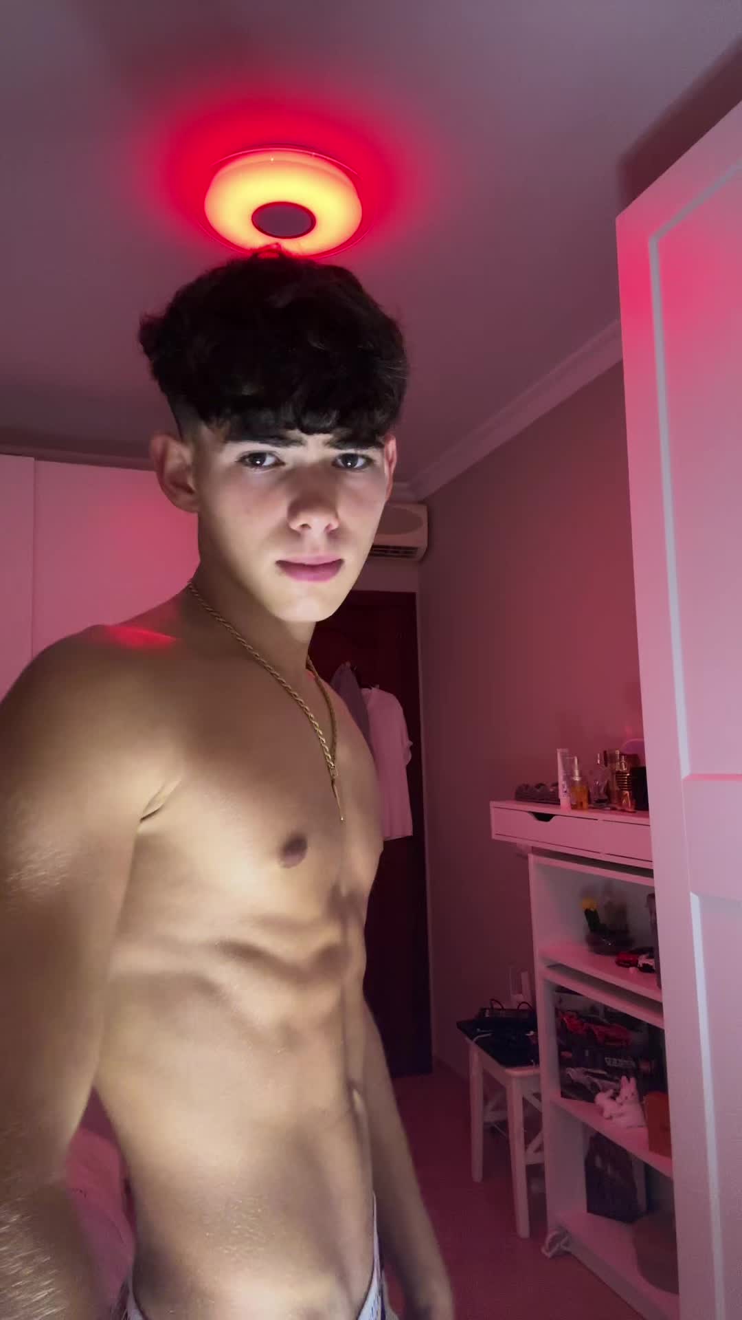 @aidanortizz