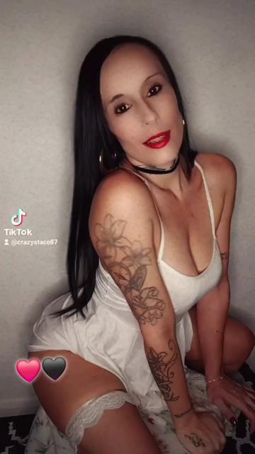 @Crazystace❤️🖤Official