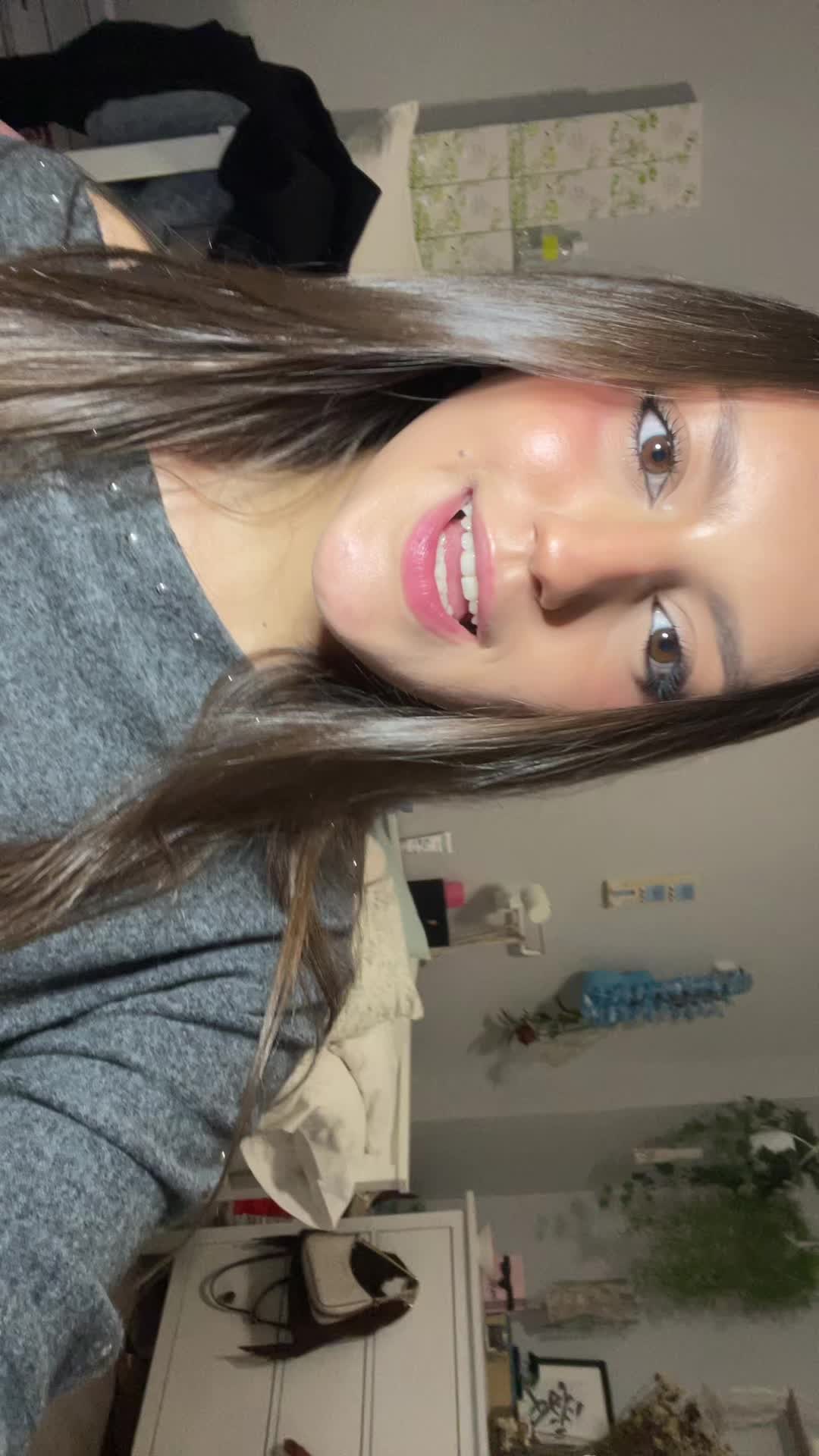 @lauu👩🏻&zwj;🦲