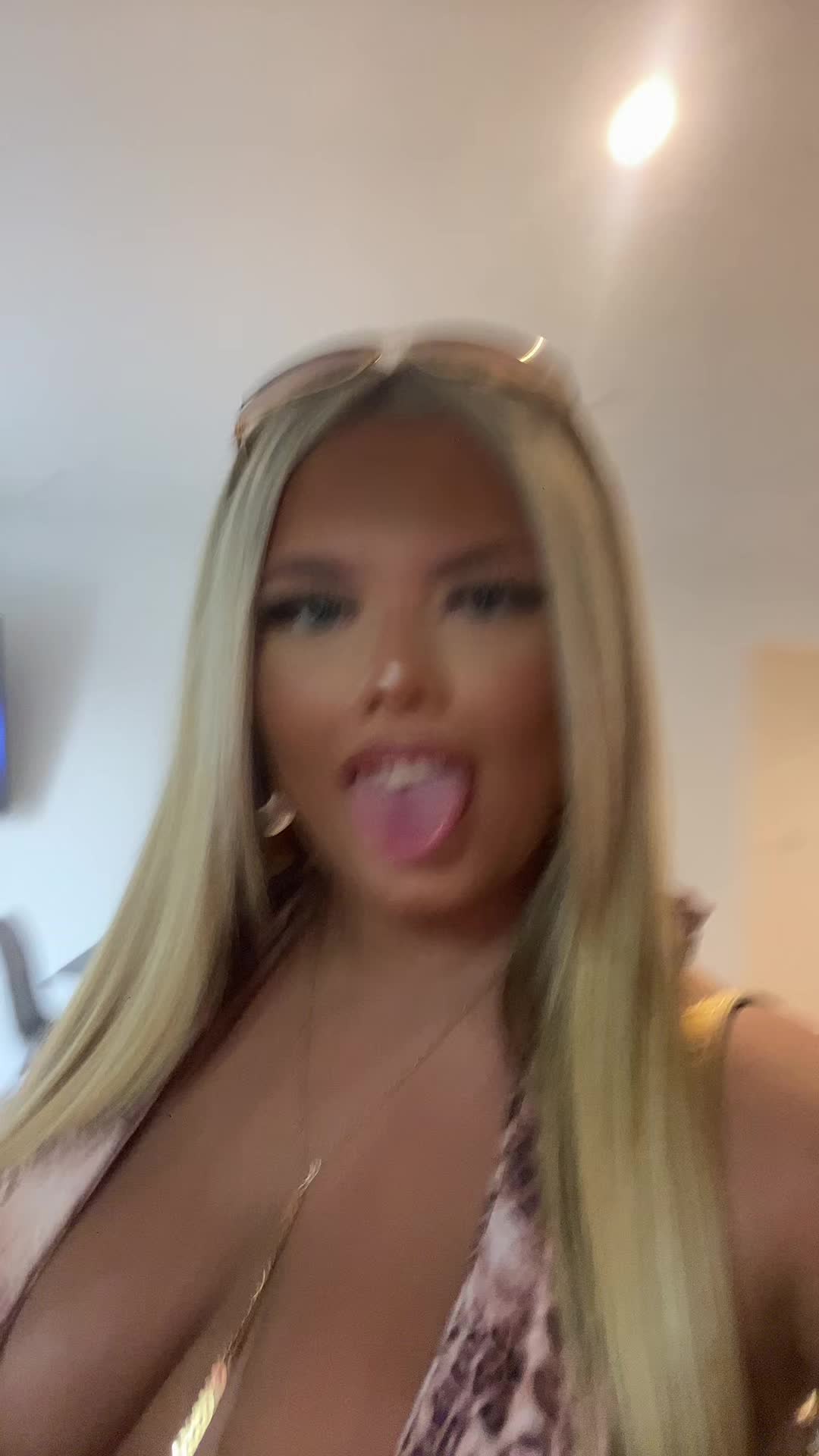 @ella