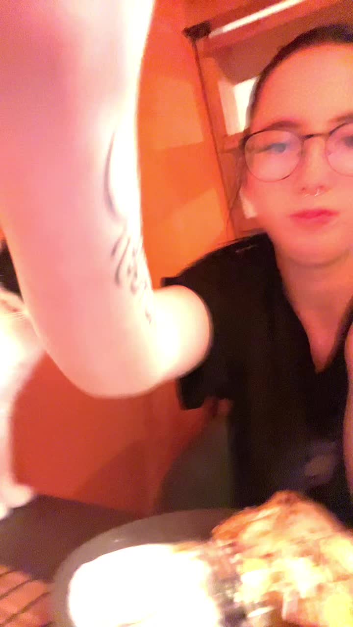 @annaskrrt.spam🕷️