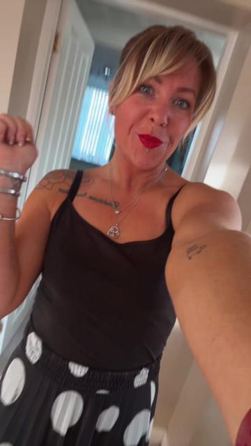 @djenergyqueen