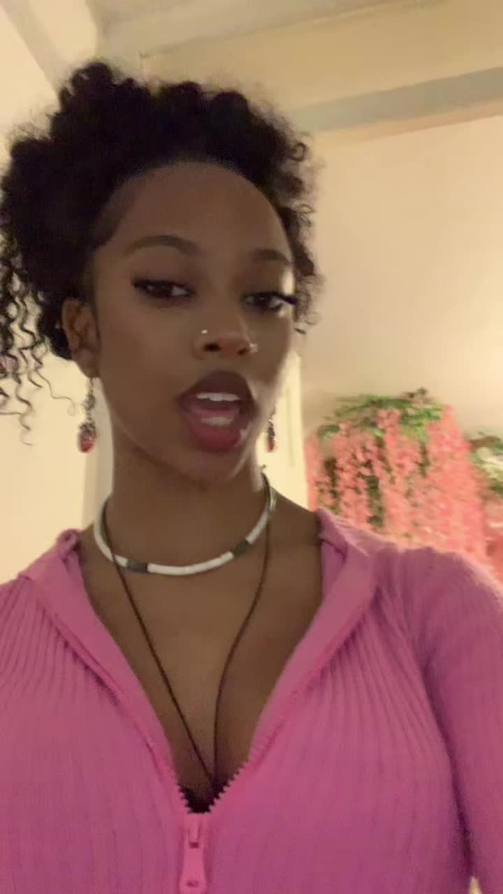 @myah.ren