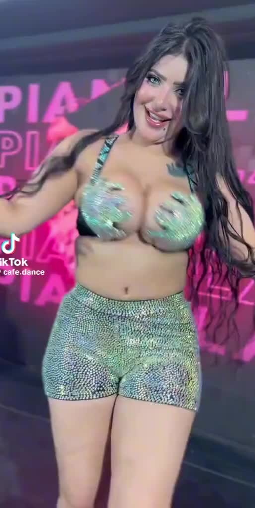 @Bellydancingdubai
