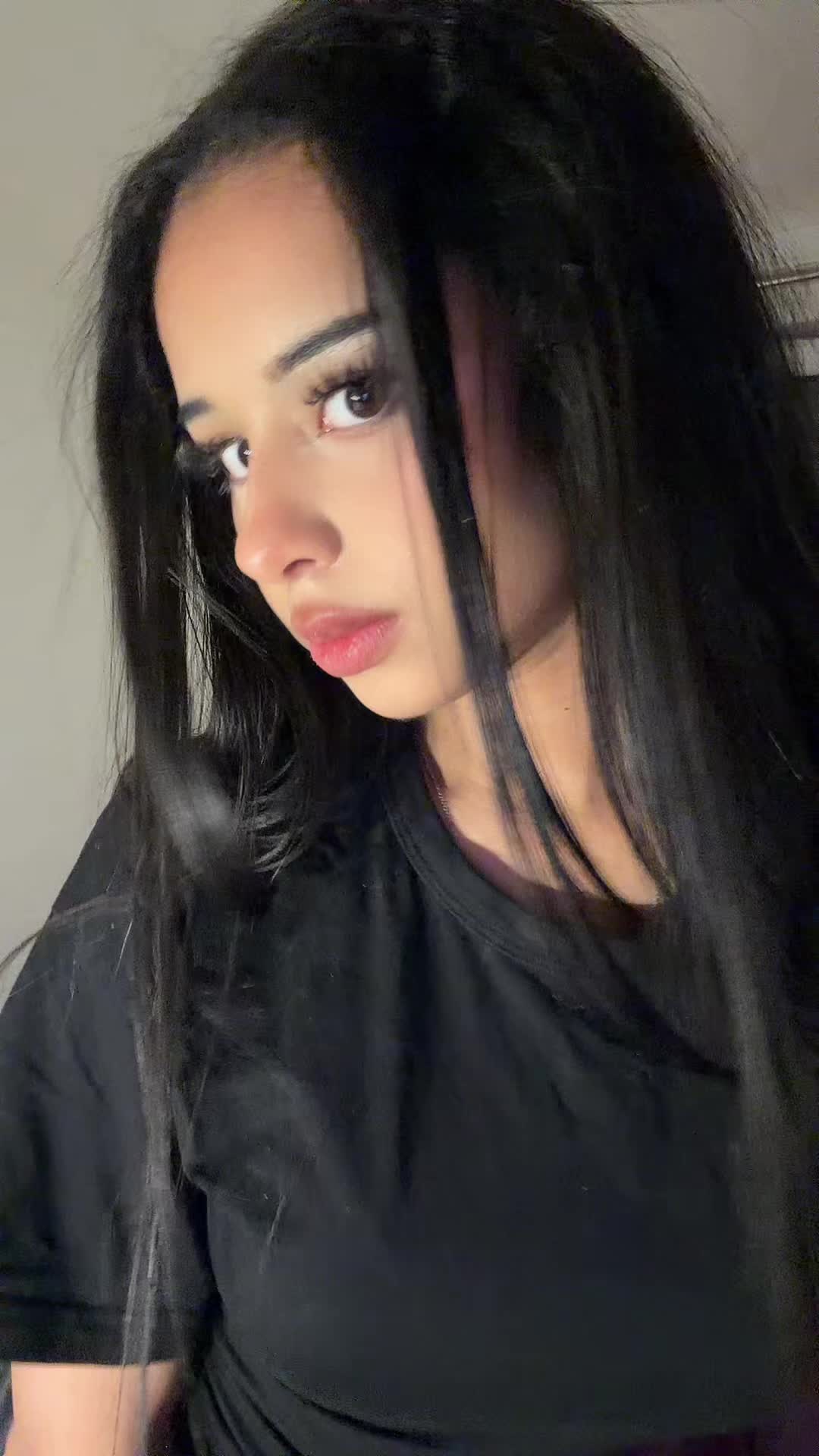 @holy_mavish