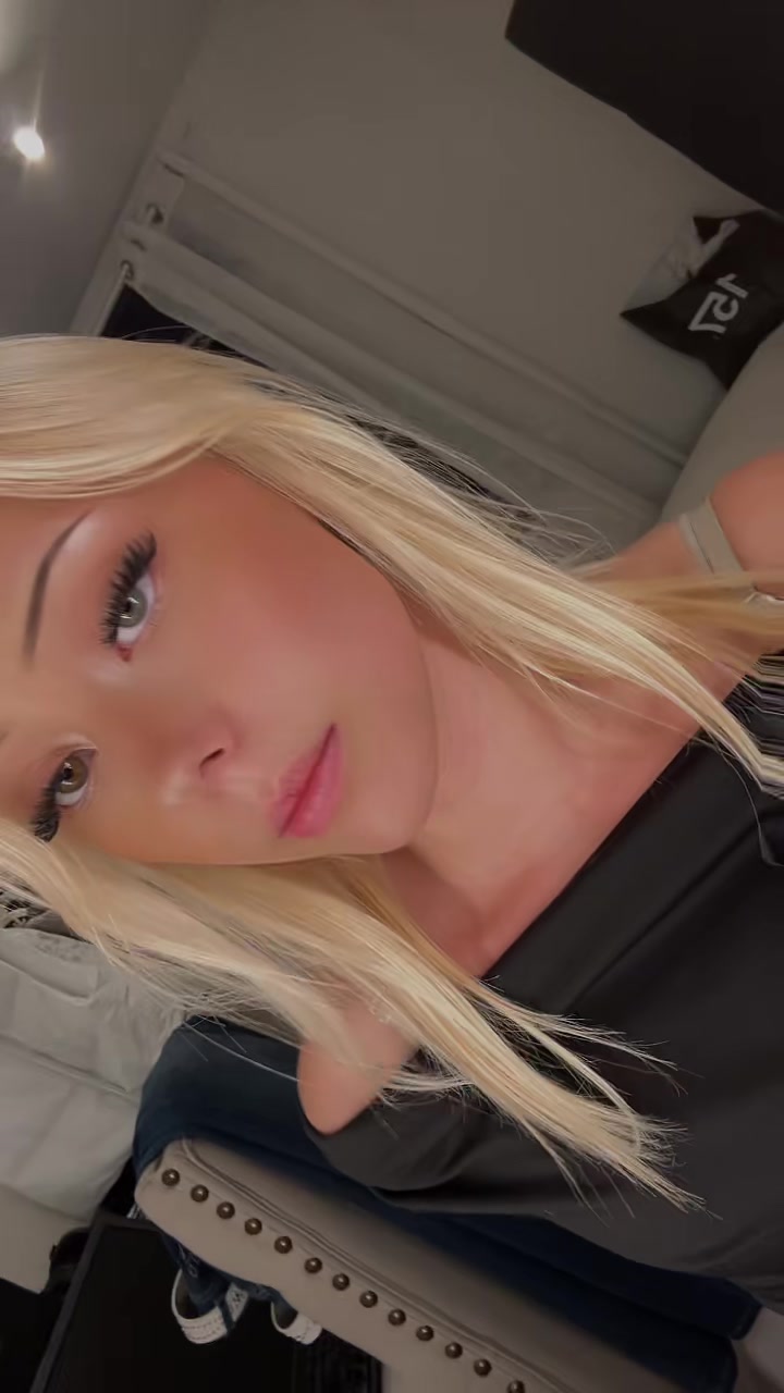 @𝑭𝒍𝒊𝒔𝒂𝒏💕