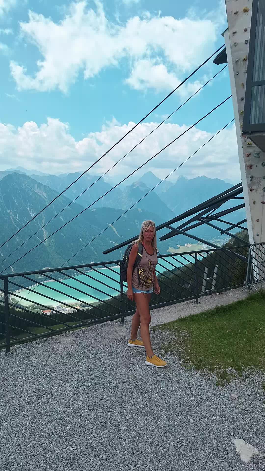 @Nickilii