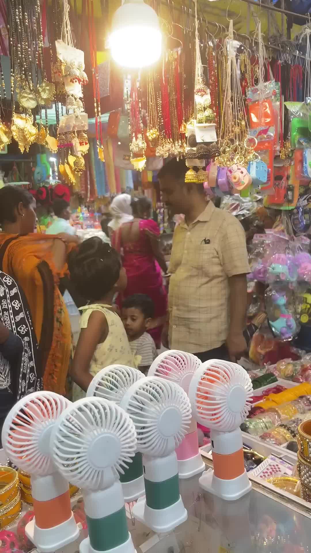 @Suyash Vlogs