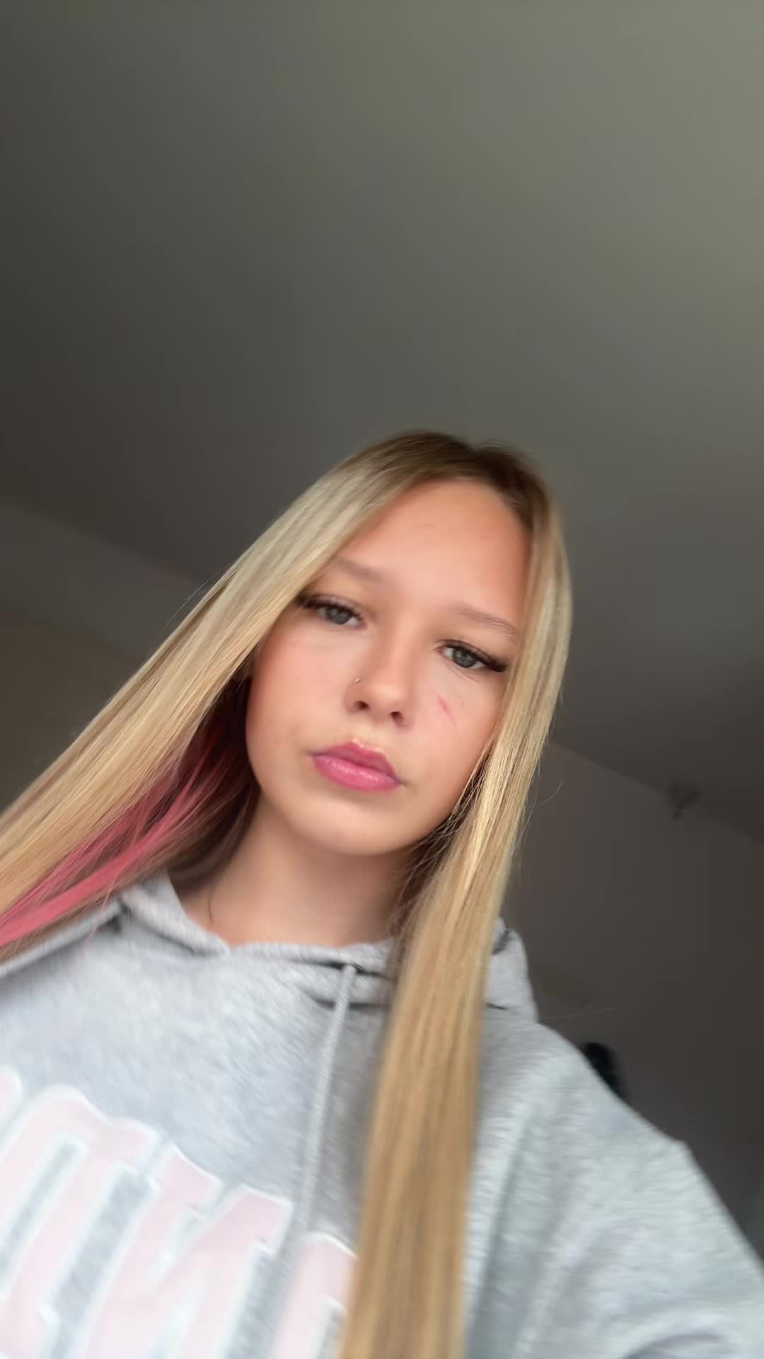 @𝒯ℴ𝓃🤍