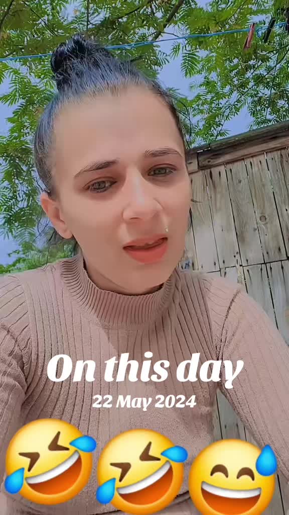 @Adriana Laura