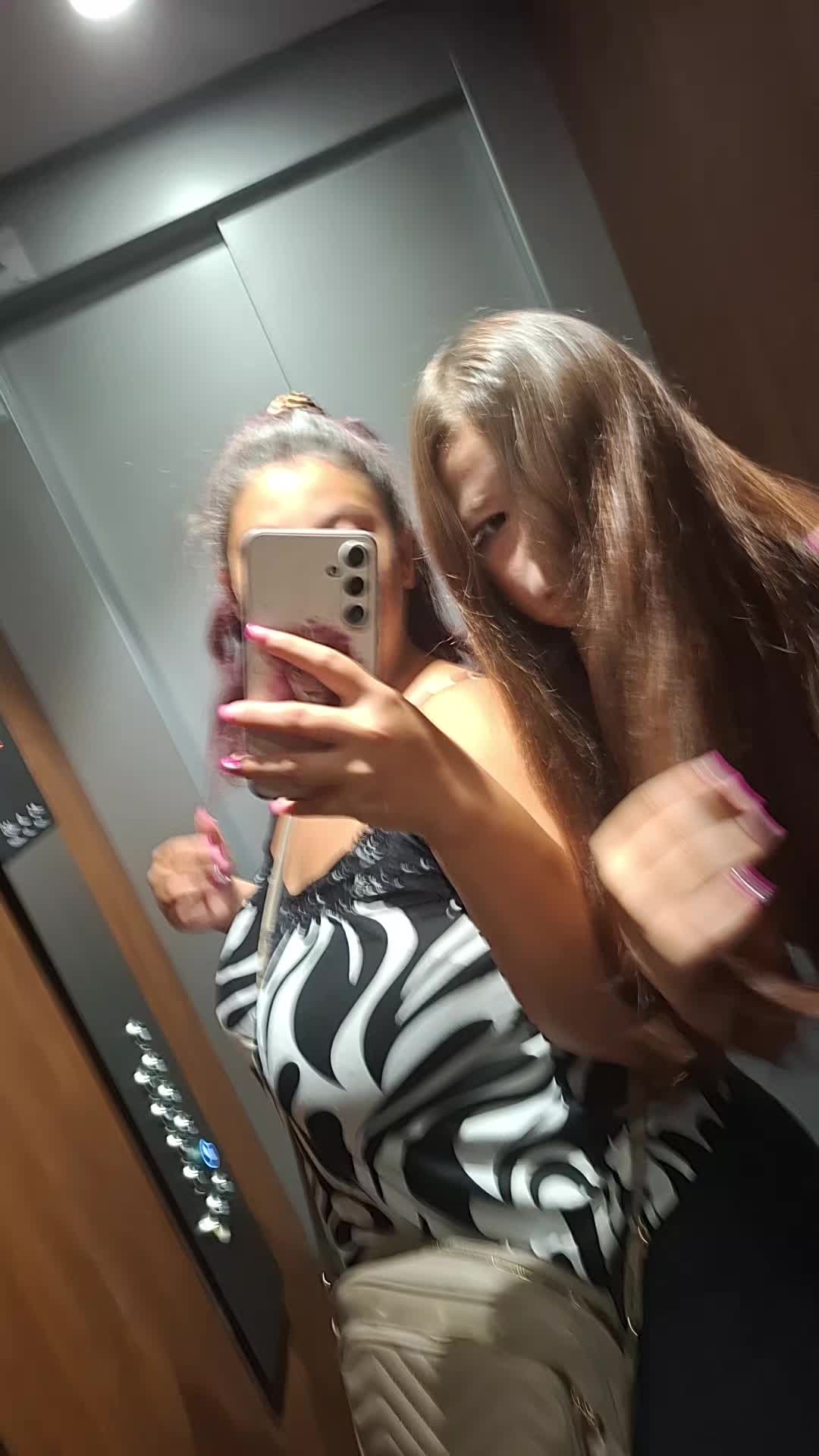 @Dede❤