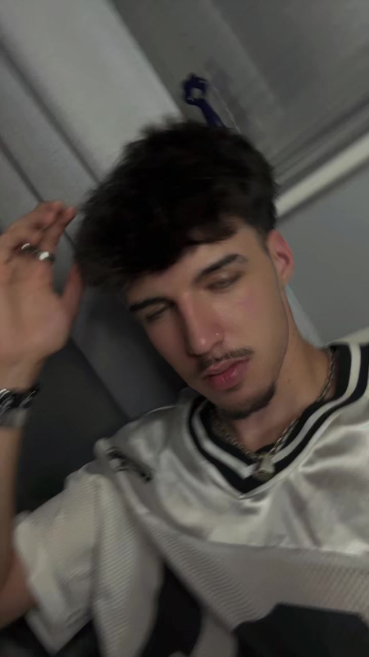 @haydenlewsley