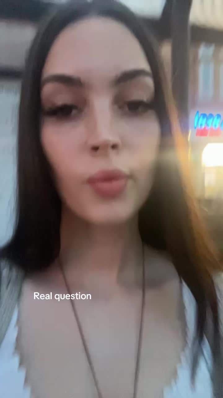 @brunettebarbie_20