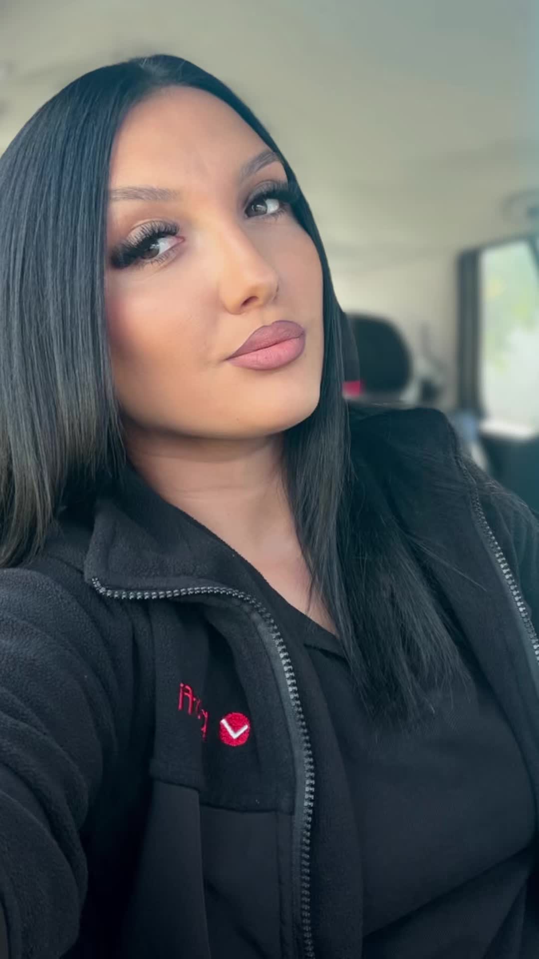 @Irinaaaan30