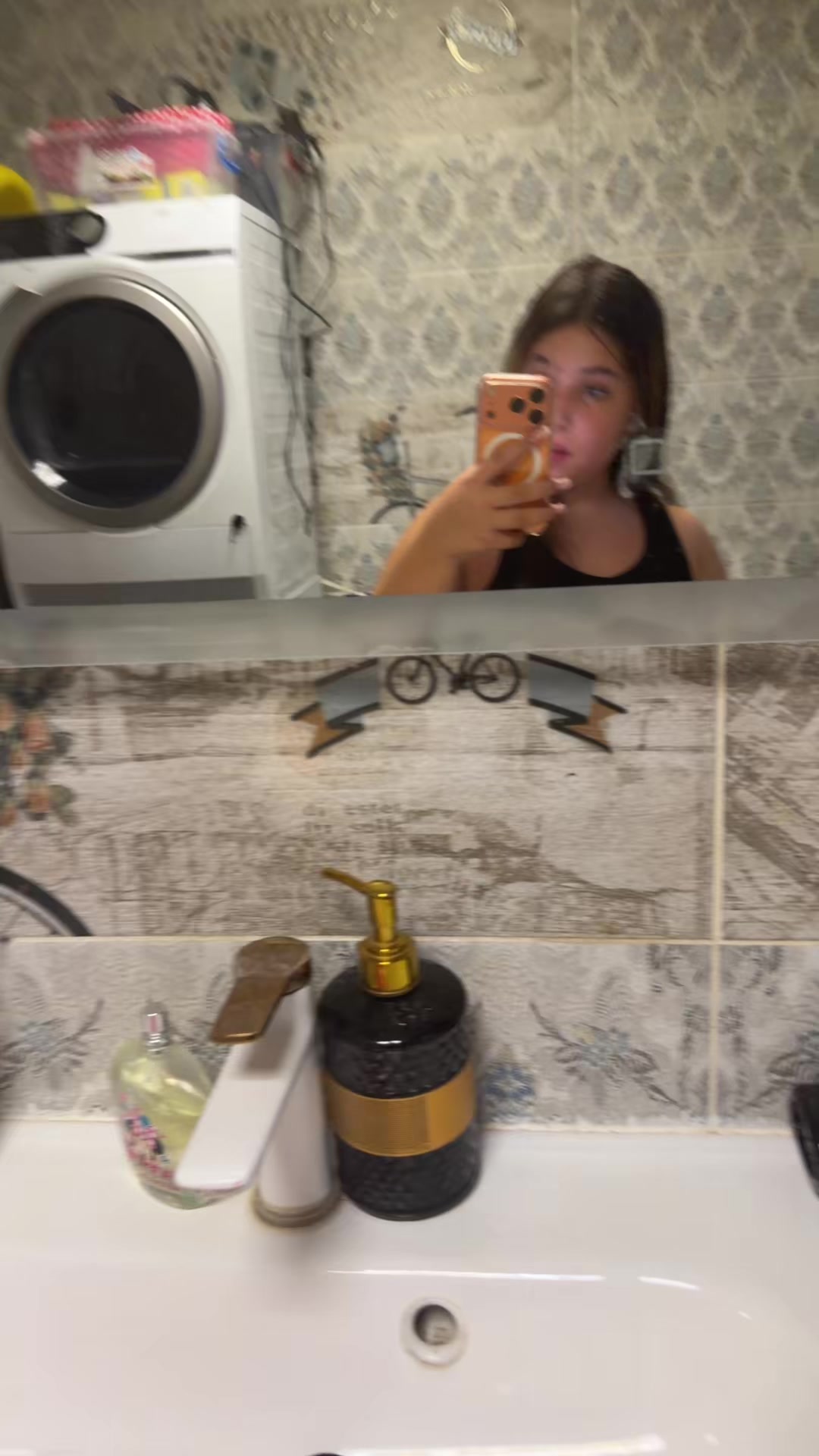 @ramonaneghina