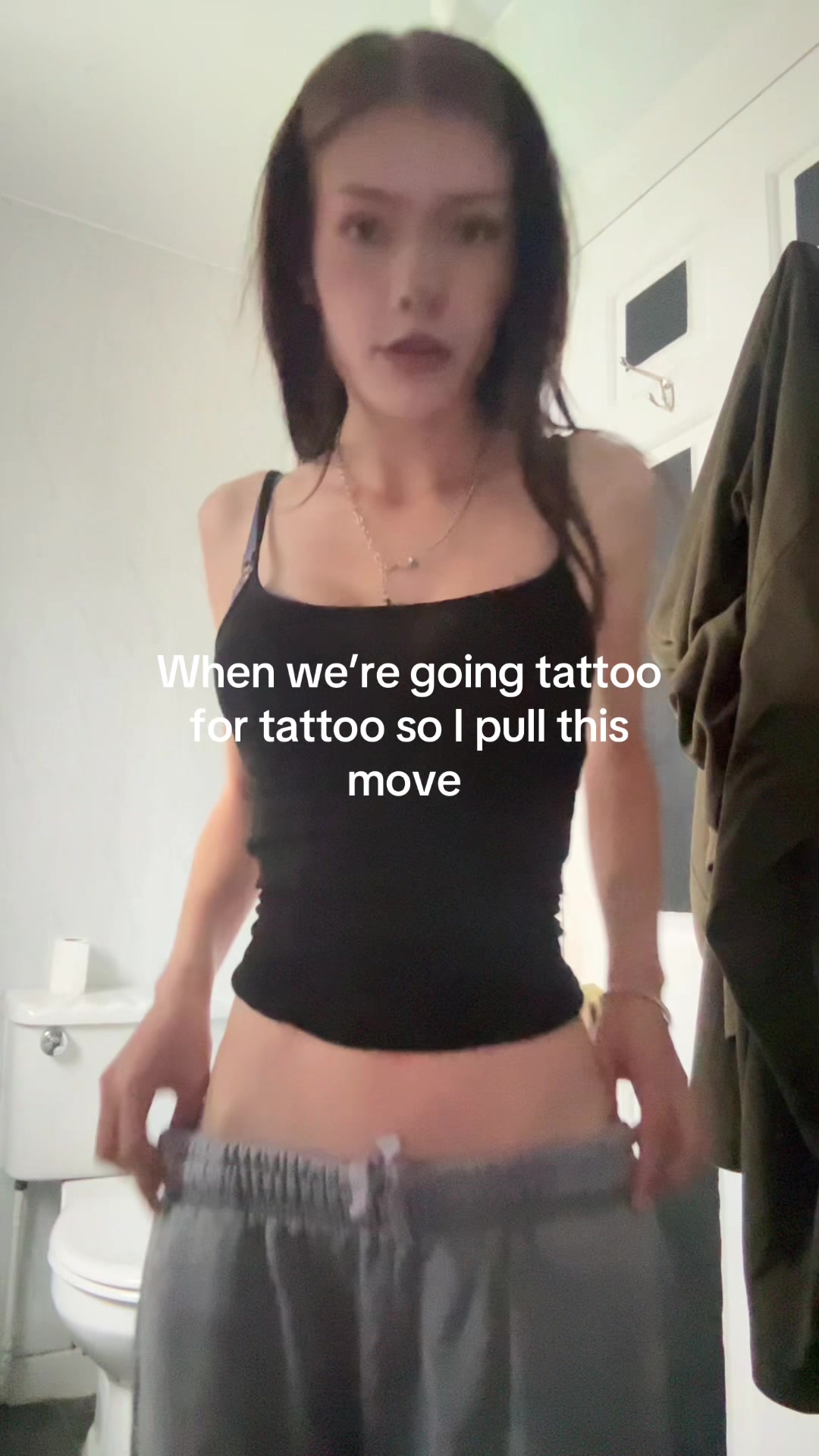 @LJ 🖤🧟&zwj;♀️🥀