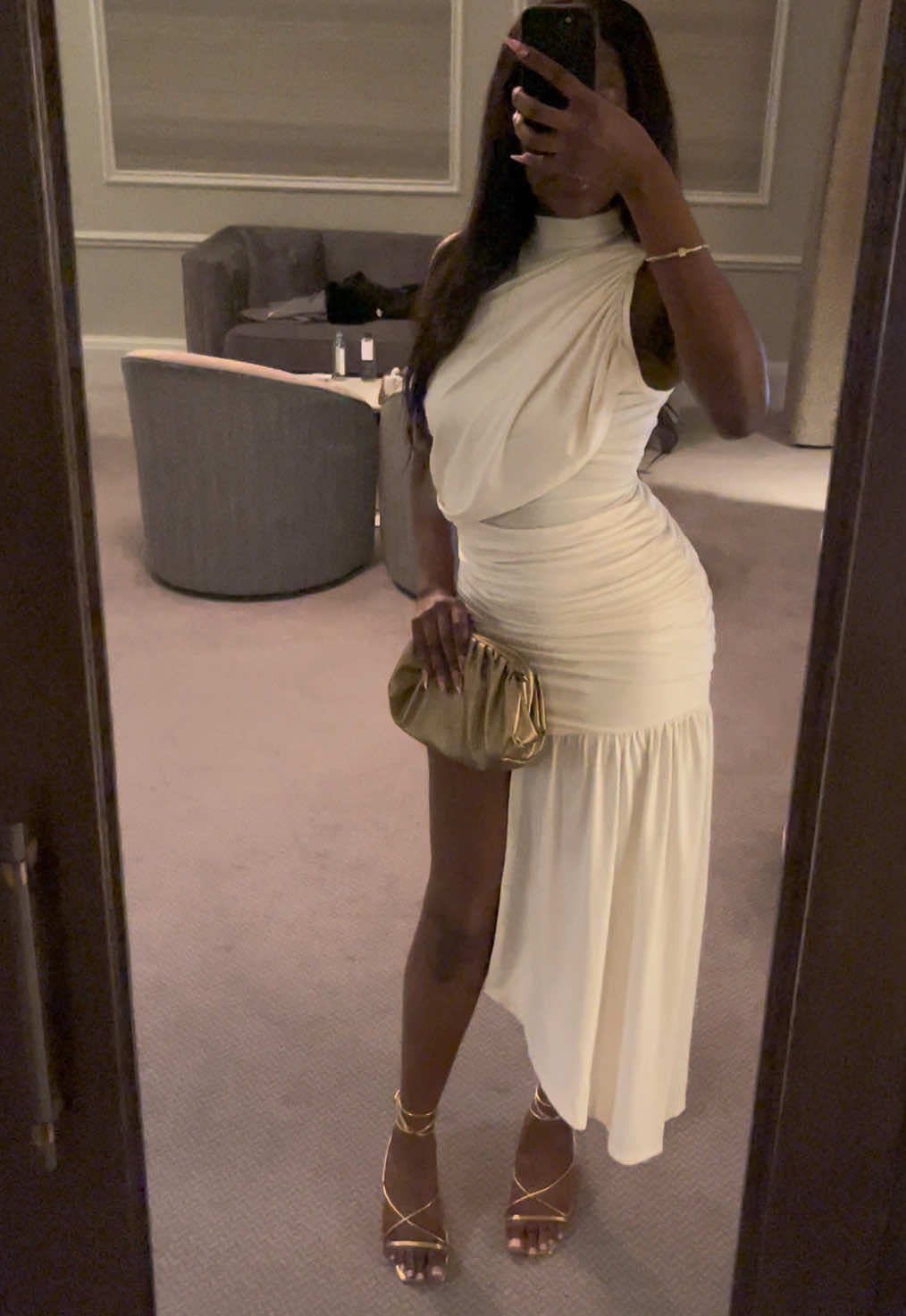 @Nelly ᥫ᭡.