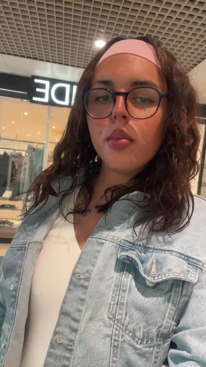 @𝐋𝐮𝐜𝐢𝐚 𝐏𝐚𝐝𝐢𝐥𝐥𝐚