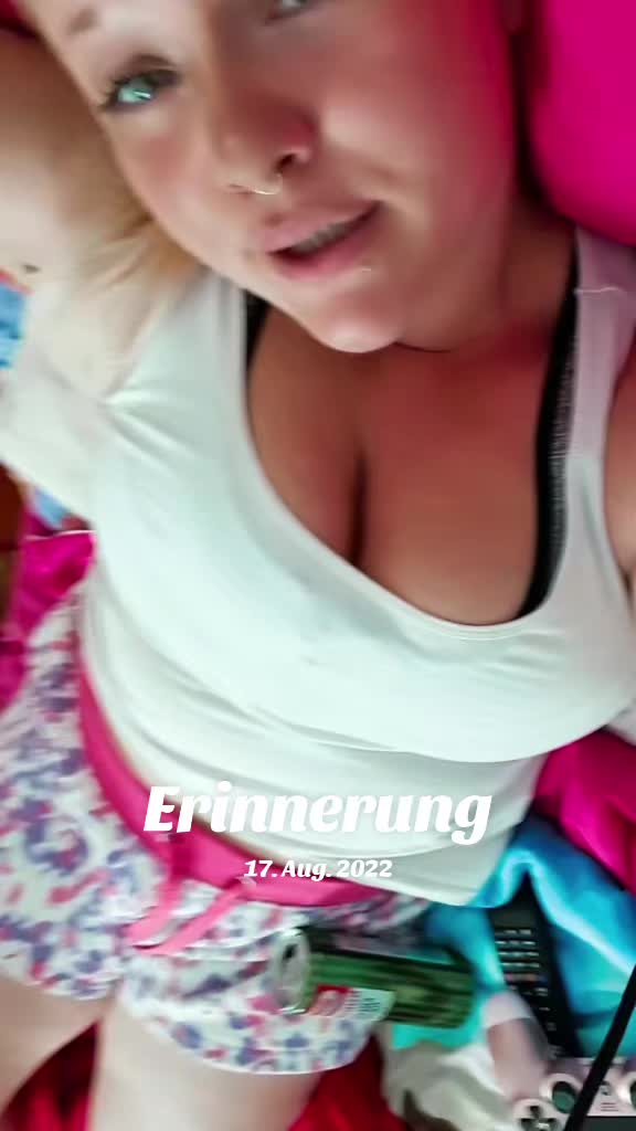 @d3vils_qu33n