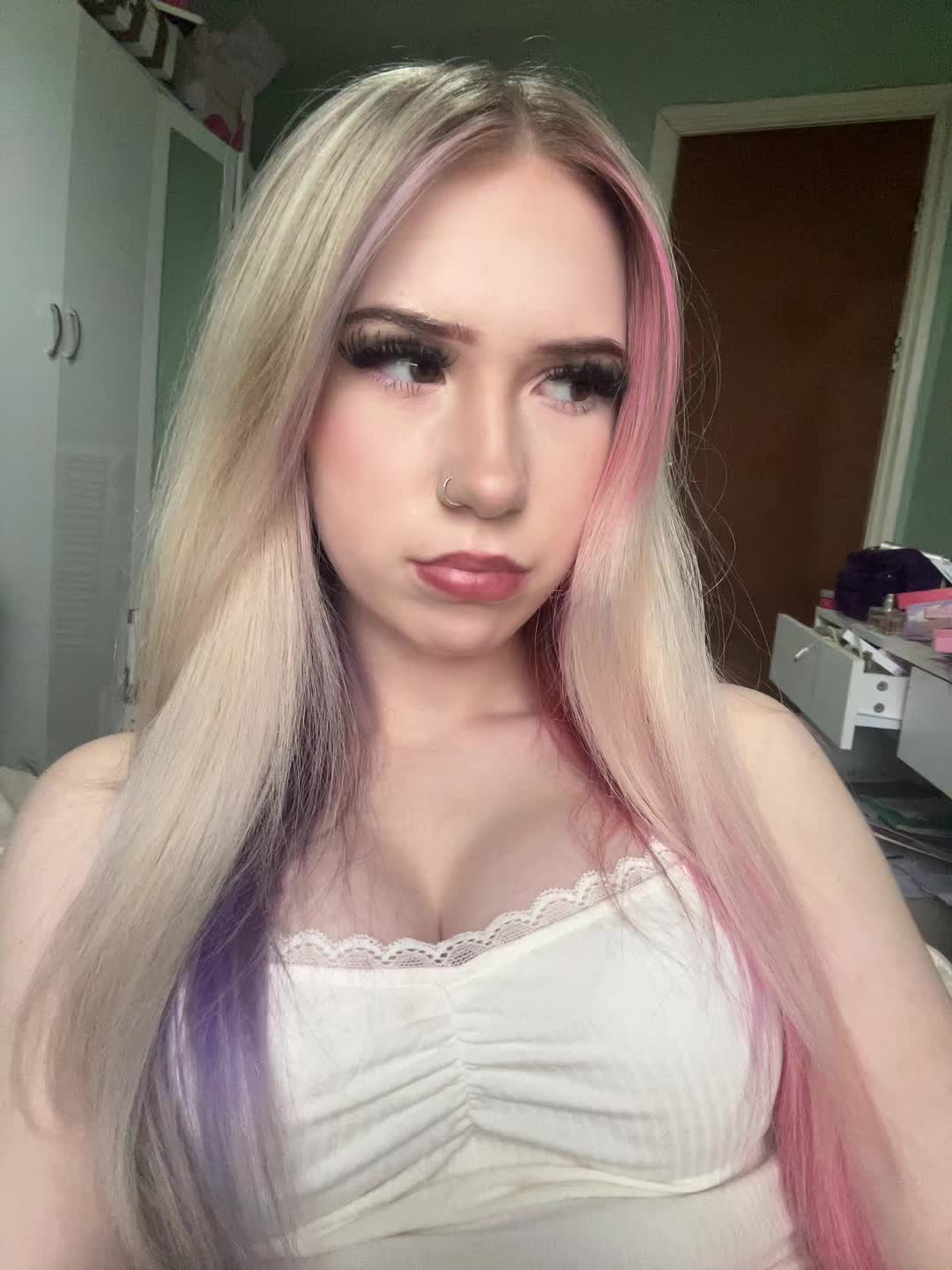 @🦄🦴🦇