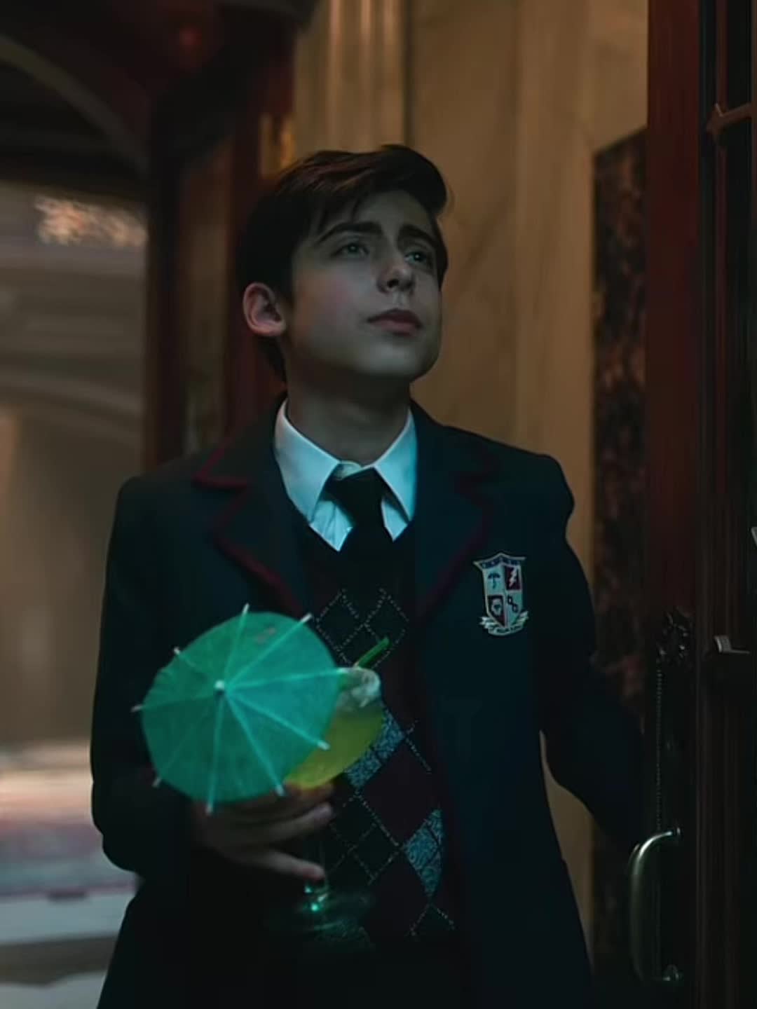 @Youngroyalheartstopperfan🌟