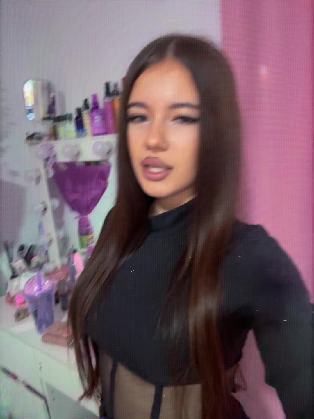 @𝓒𝓻𝓲𝓼𝓽𝓲𝓷𝓪
