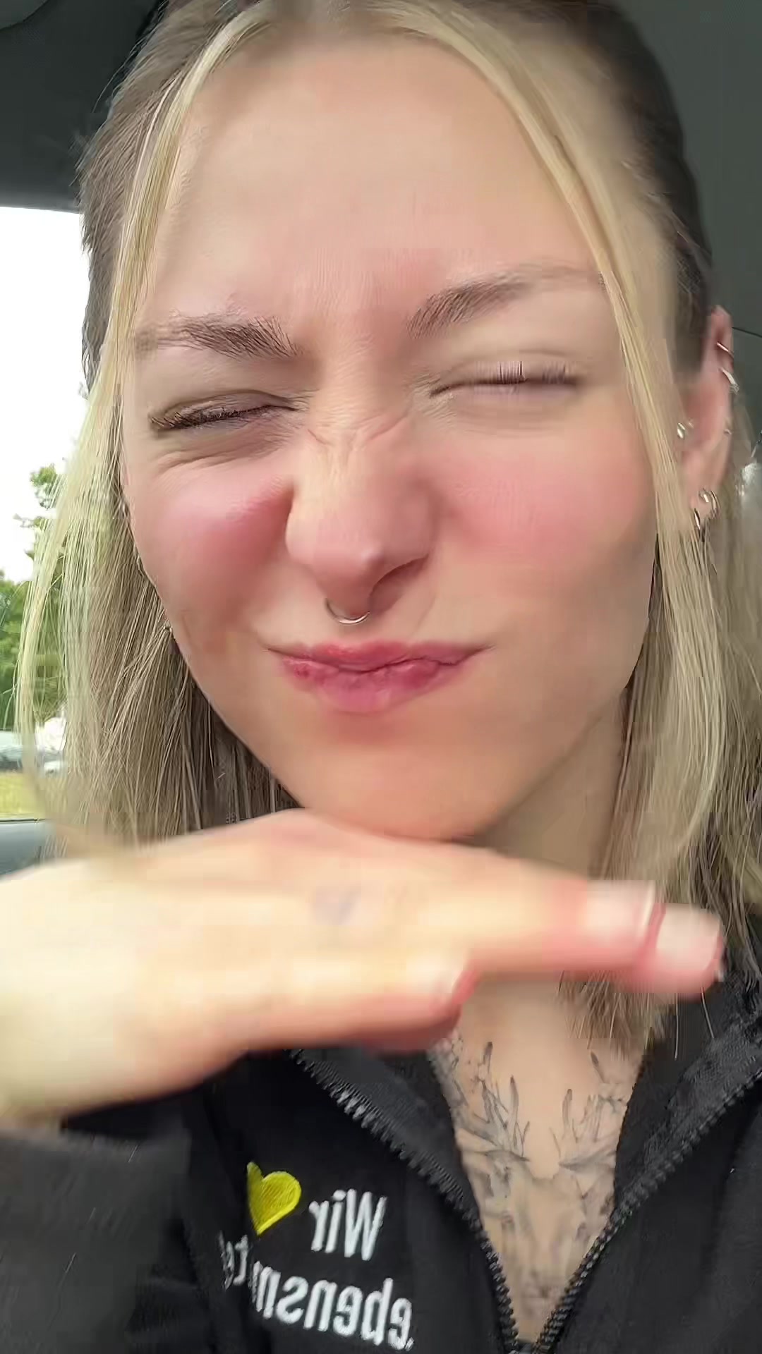 @𝓜𝓲𝓬𝓴𝓪𝓮𝓵𝓪🦋