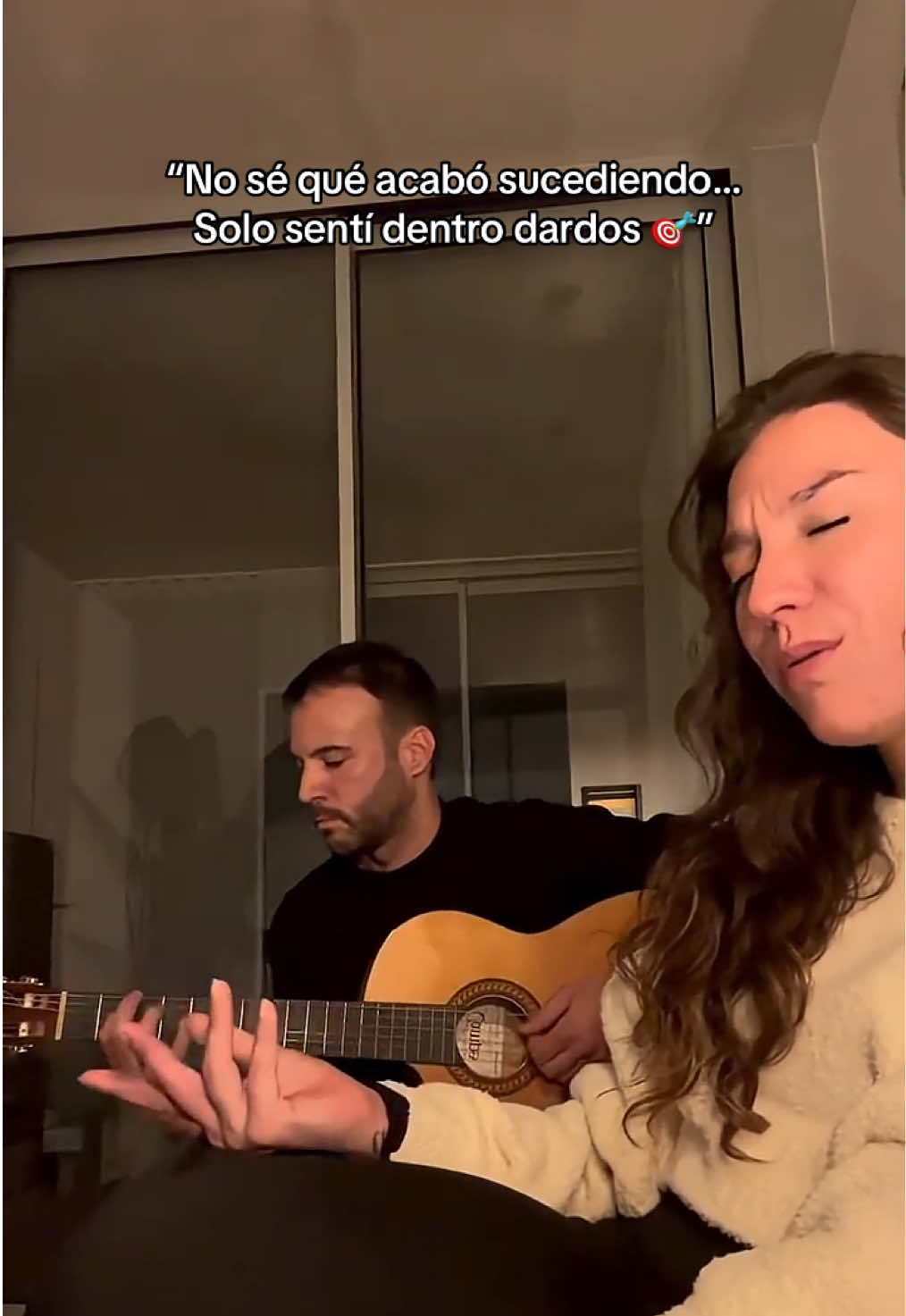 @laauraalos