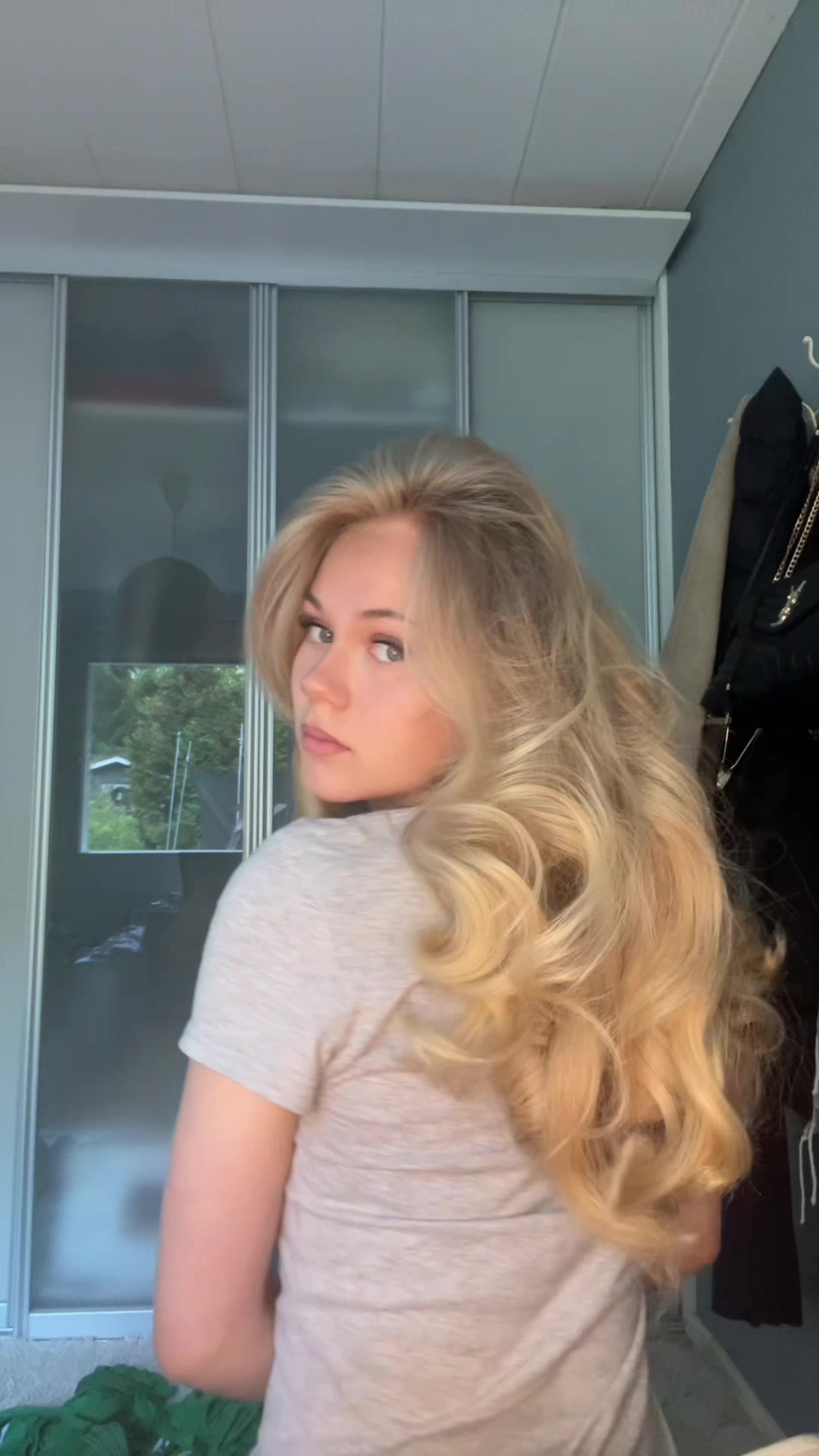 @E