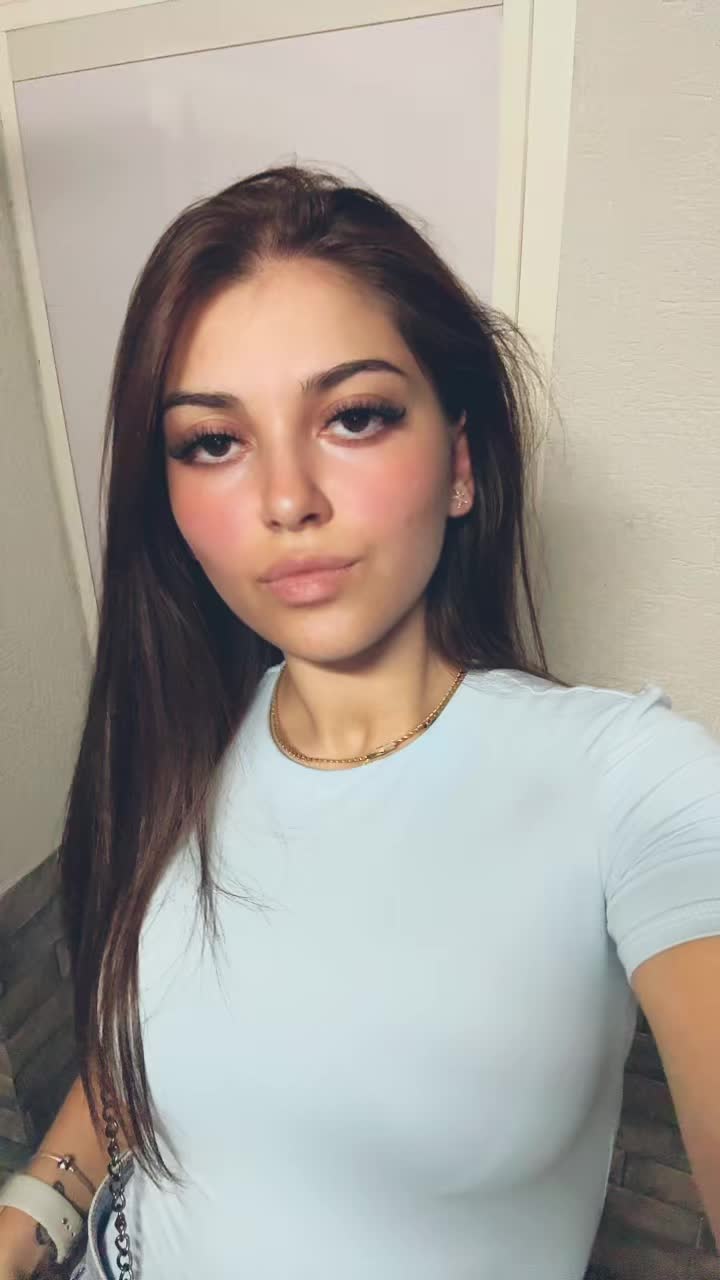 @ᴀɴɪ ᴀʟᴇᴋꜱᴀɴᴅʀᴏᴠᴀ
