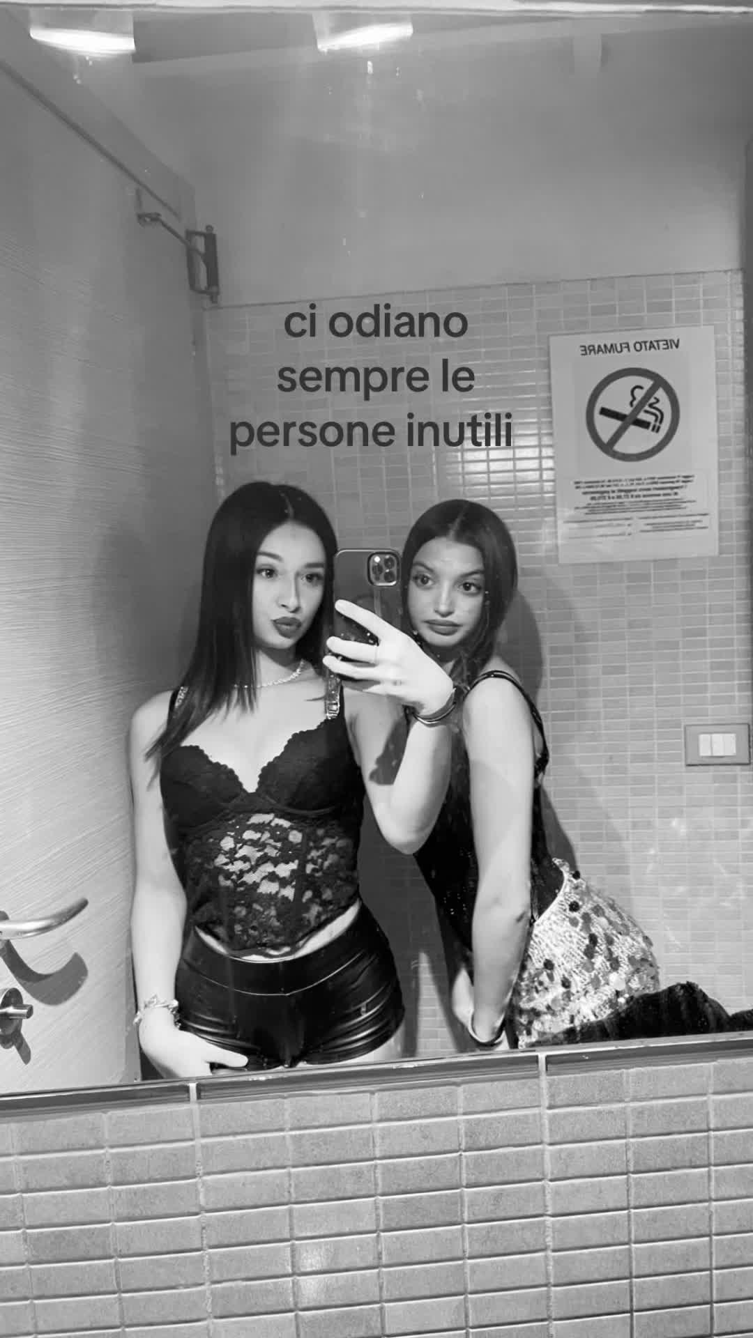 @๐&๐