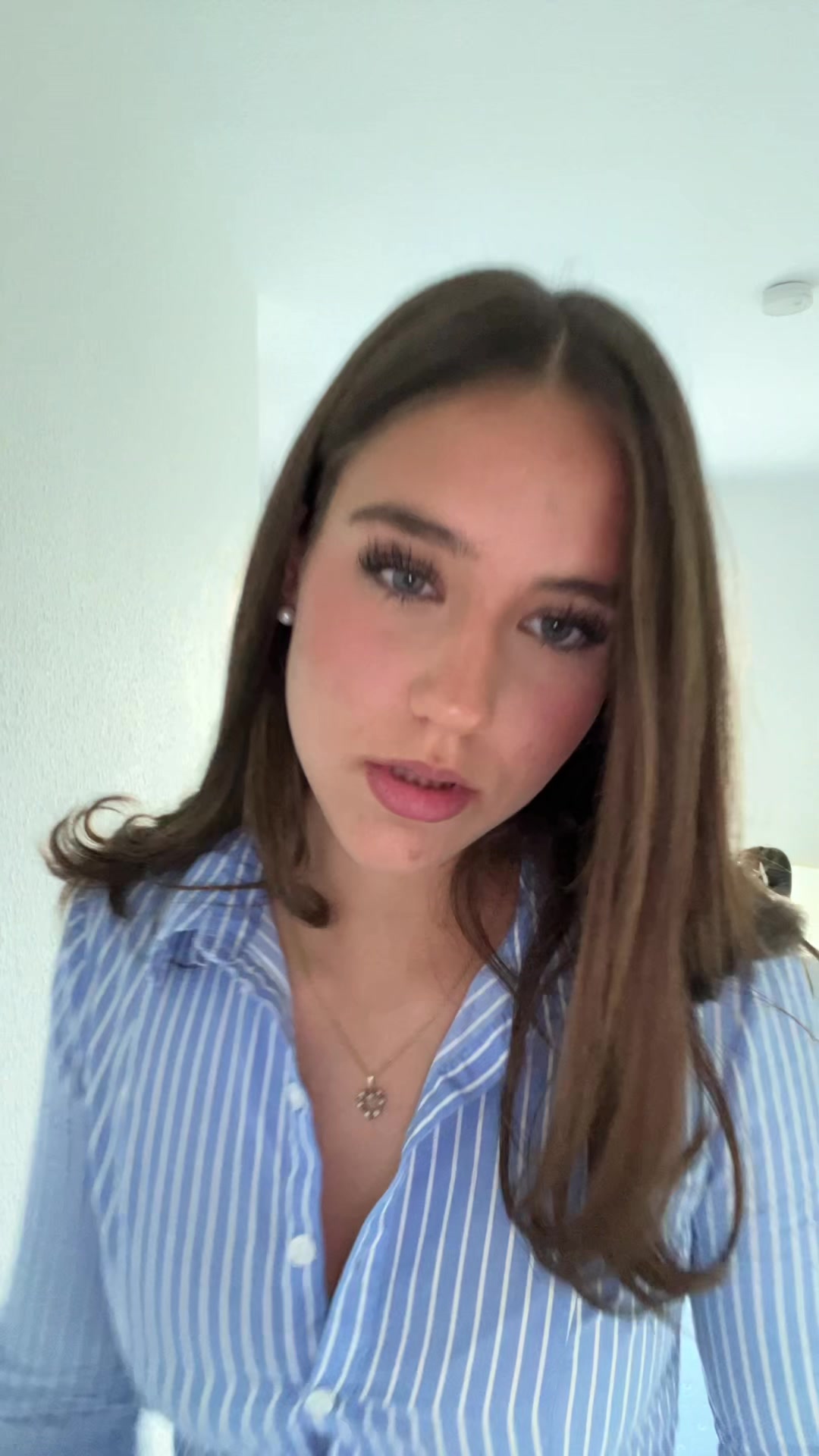 @𝐚𝐦𝐞𝐥𝐢𝐞